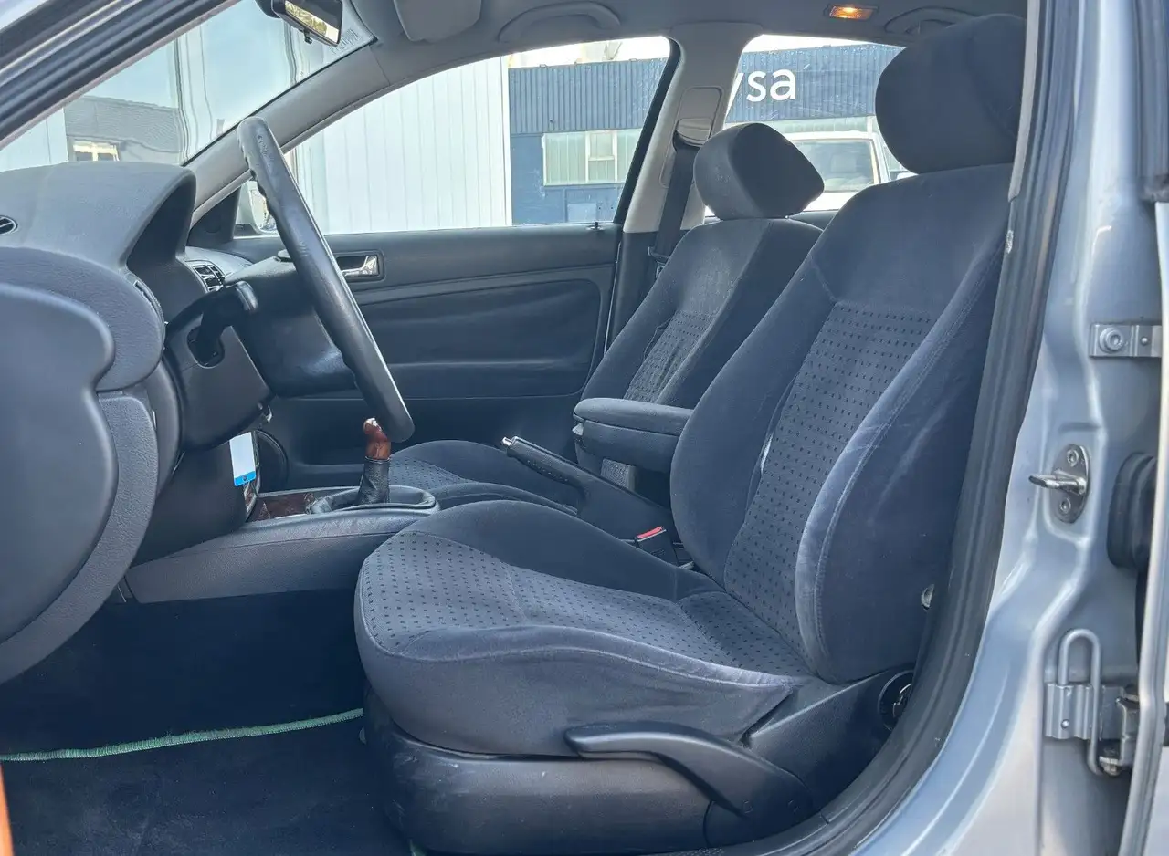 Volkswagen Passat 1.6 Limousine Basis - Bluetooth*USB*TUV, foto 4