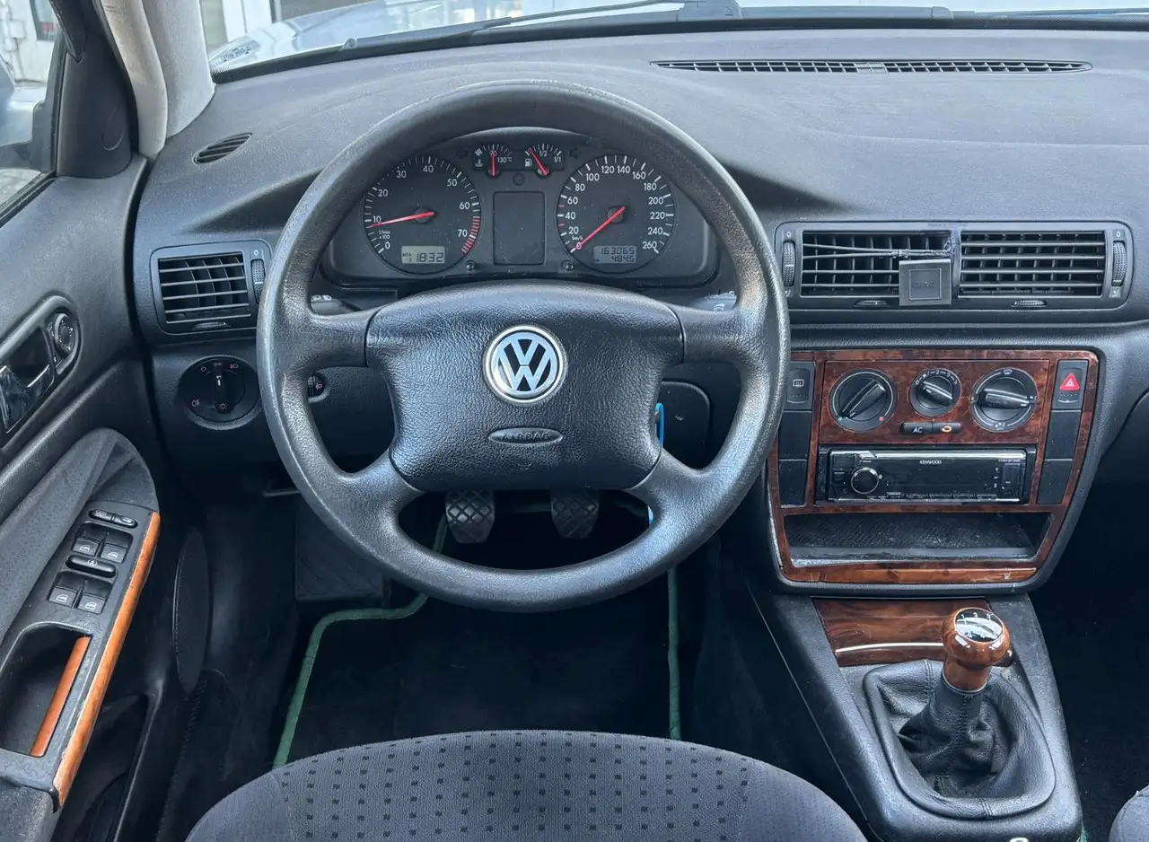 Volkswagen Passat 1.6 Limousine Basis - Bluetooth*USB*TUV, foto 3