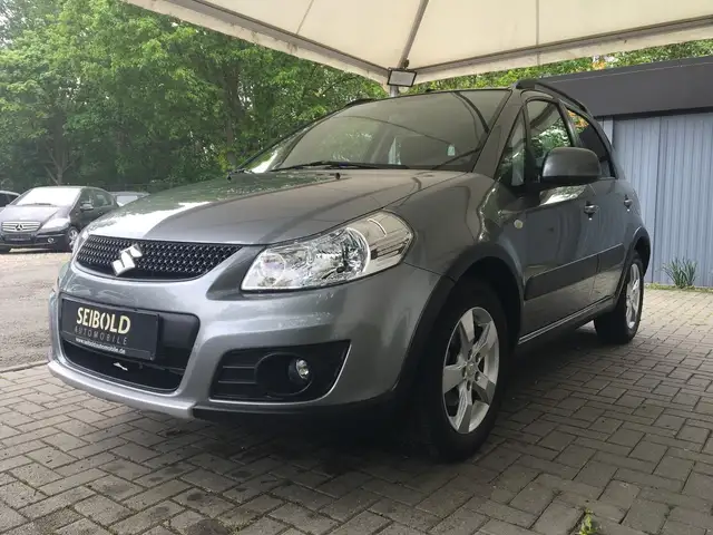 Suzuki SX4 Comfort 1.6 Autom/1.H/15TKM/Klimatr/Shz/PDC