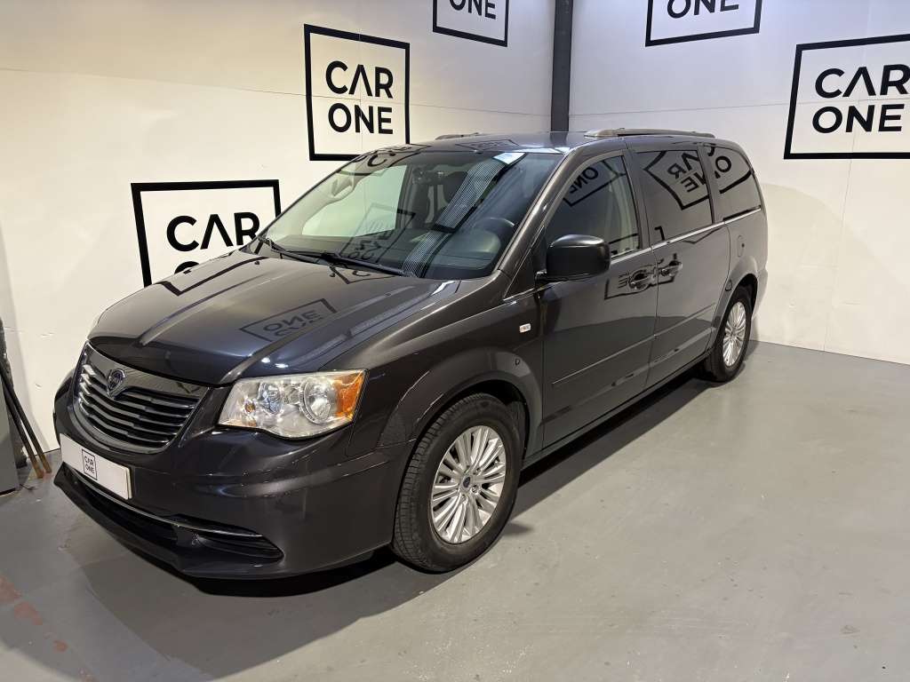 Lancia Voyager