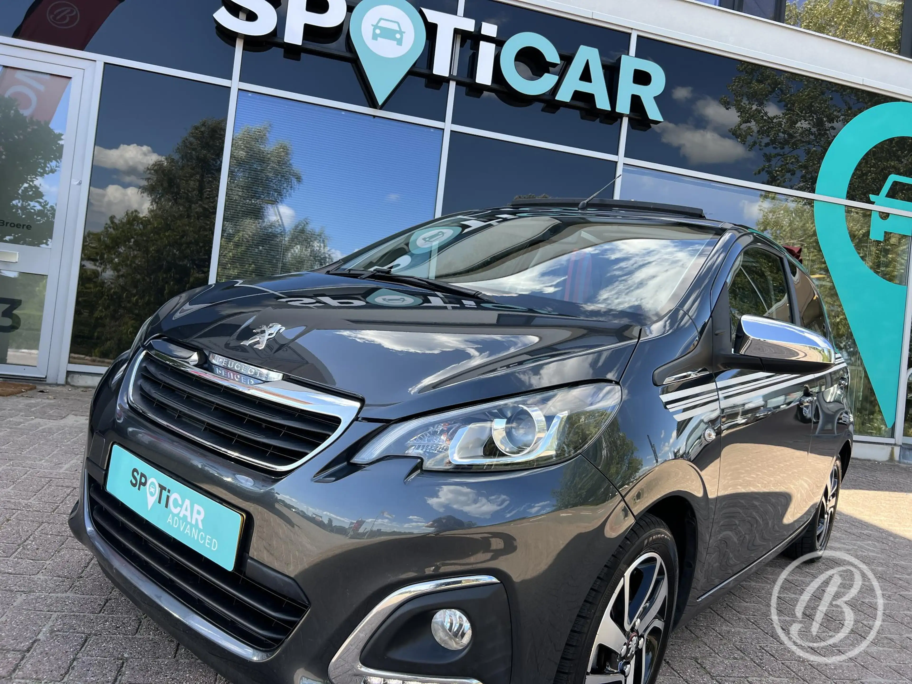 Peugeot 108 1.0 e-VTi 72 pk Allure TOP! 5 deurs | Elektrisch c — photo 11