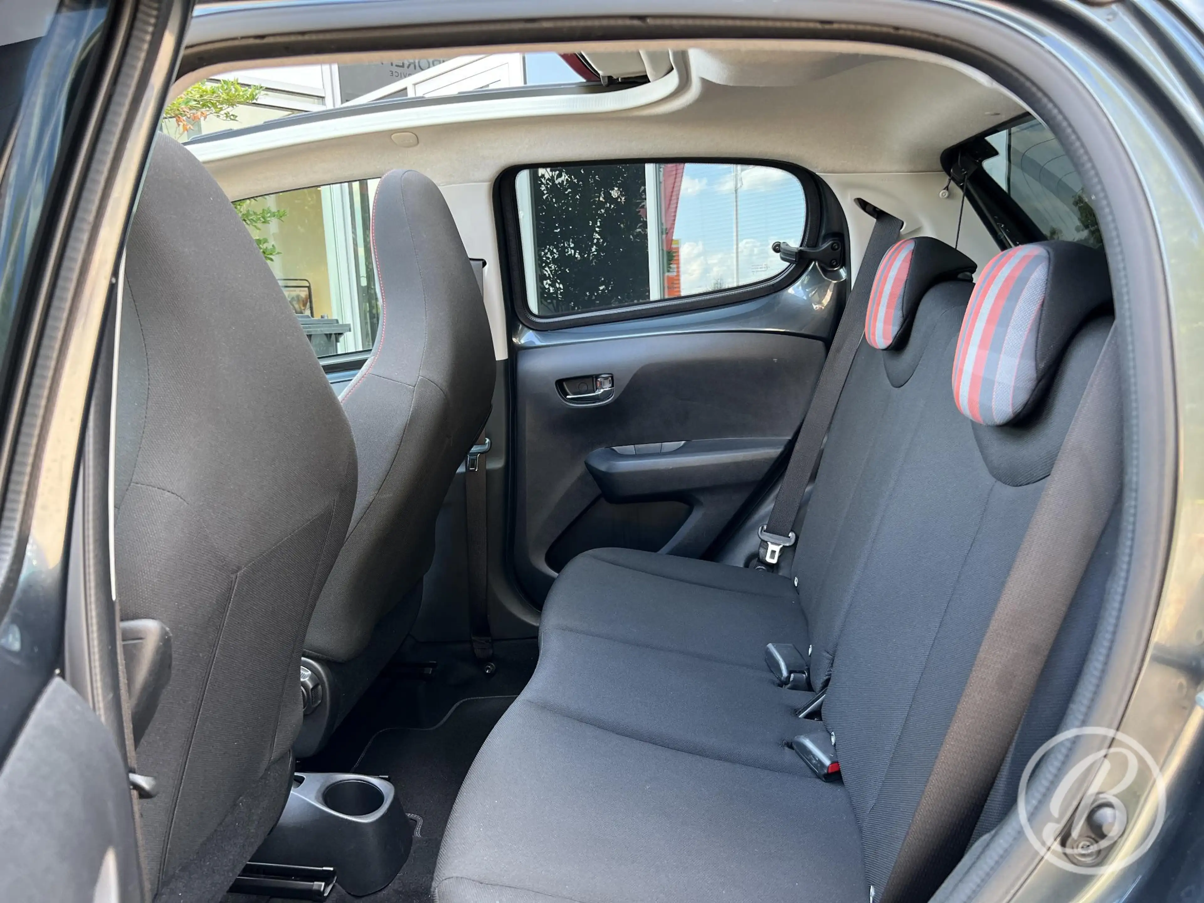 Peugeot 108 1.0 e-VTi 72 pk Allure TOP! 5 deurs | Elektrisch c — photo 7
