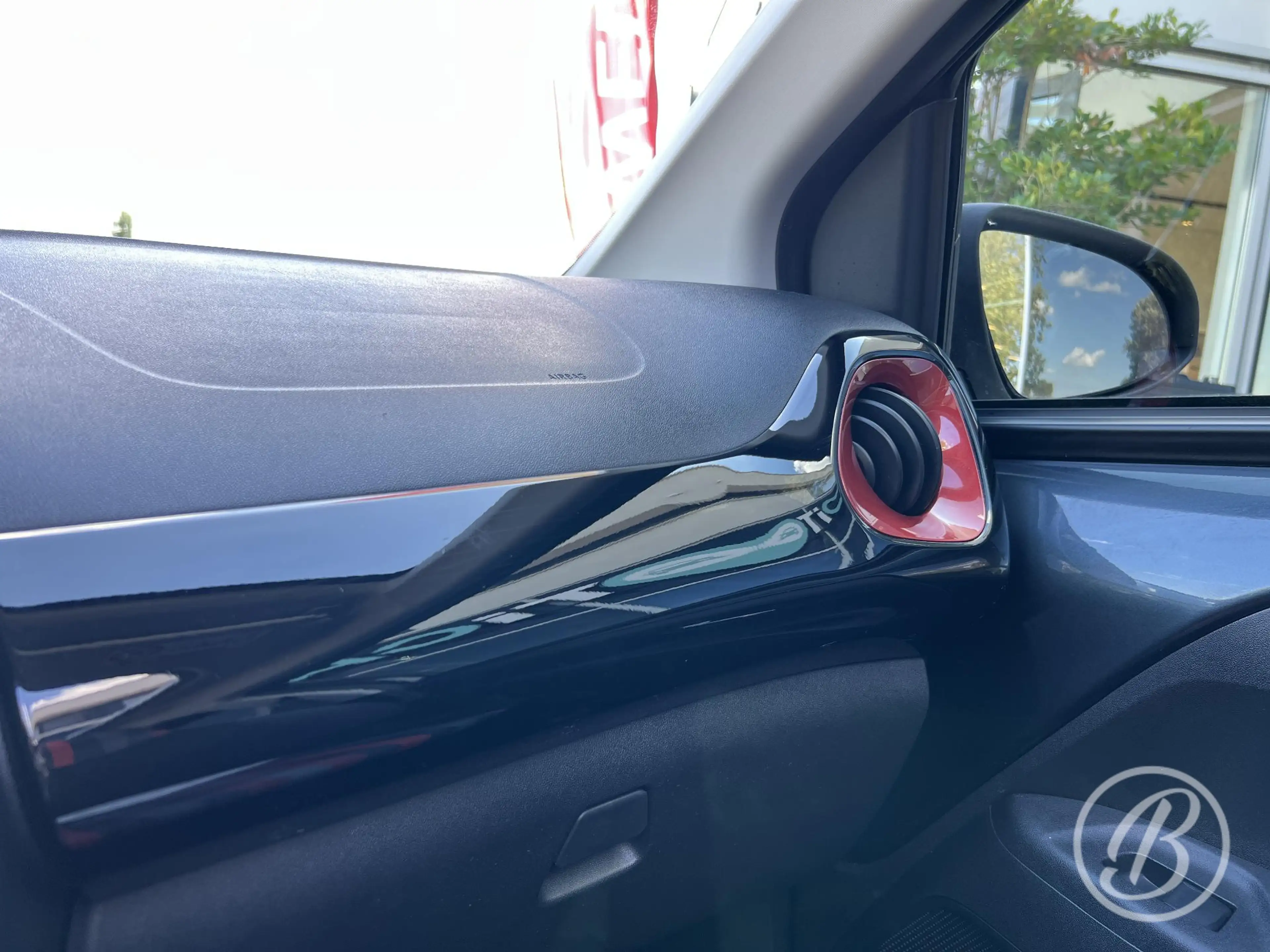 Peugeot 108 1.0 e-VTi 72 pk Allure TOP! 5 deurs | Elektrisch c — photo 35