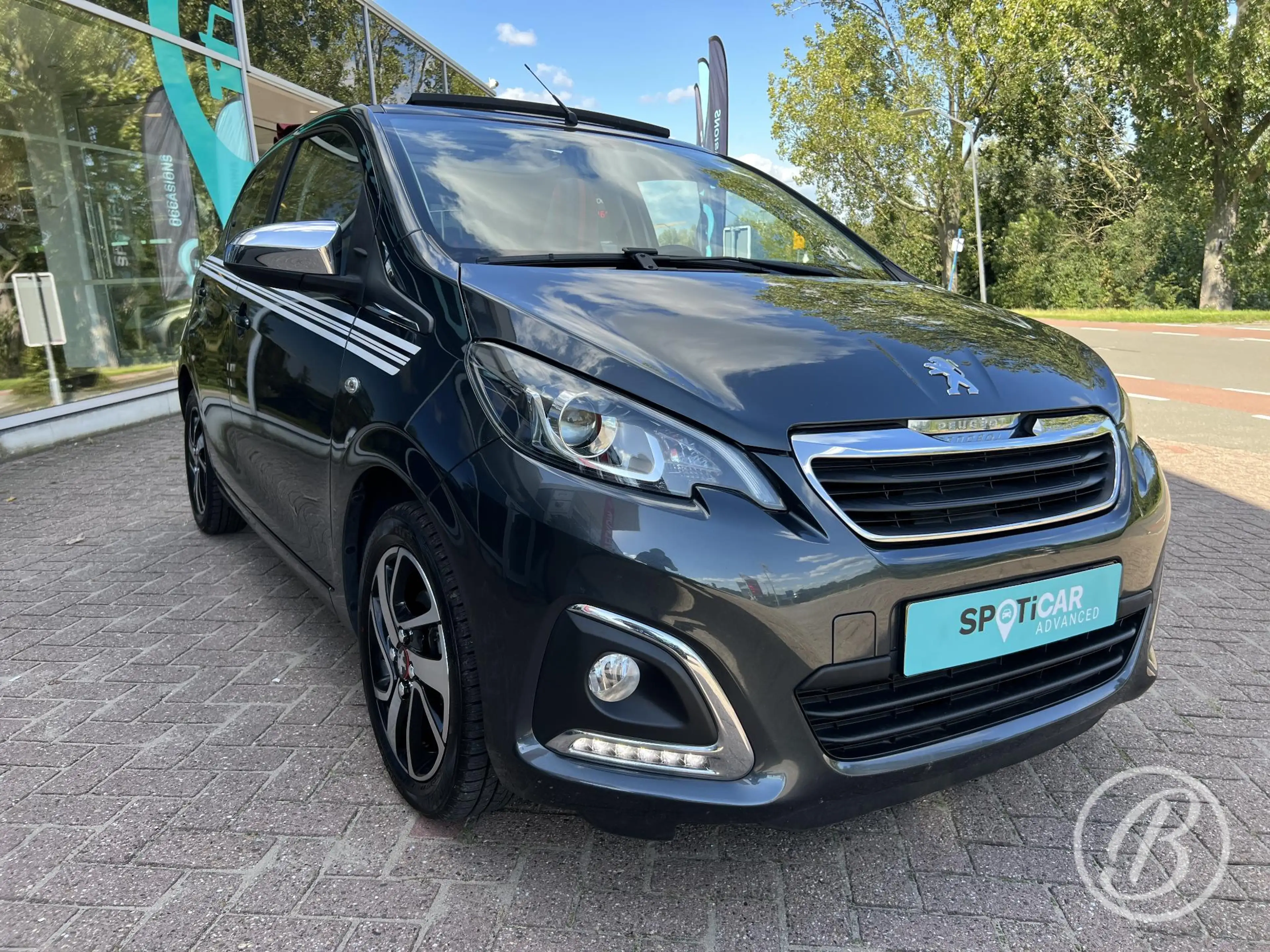 Peugeot 108 1.0 e-VTi 72 pk Allure TOP! 5 deurs | Elektrisch c — photo 20