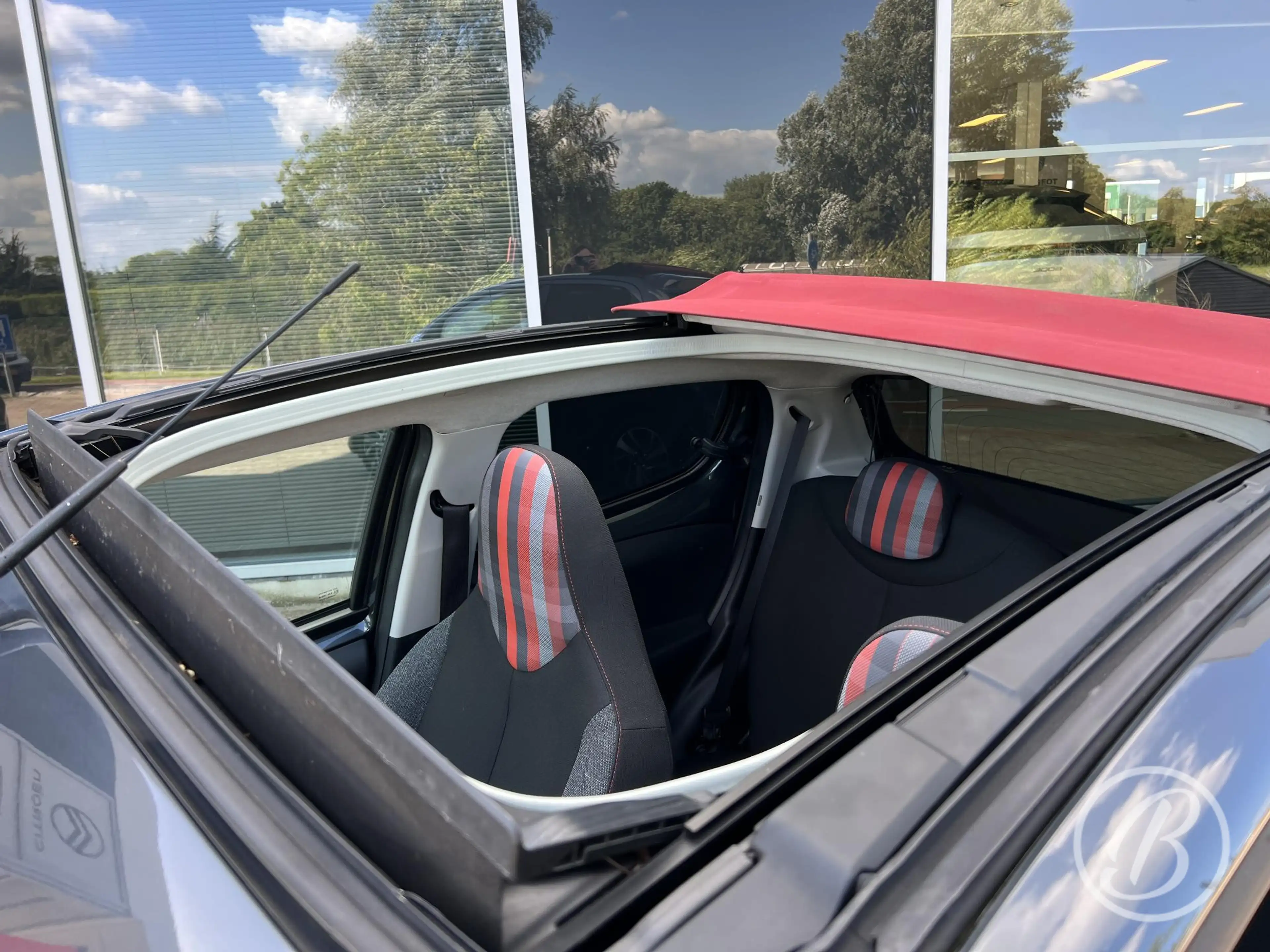 Peugeot 108 1.0 e-VTi 72 pk Allure TOP! 5 deurs | Elektrisch c — photo 15