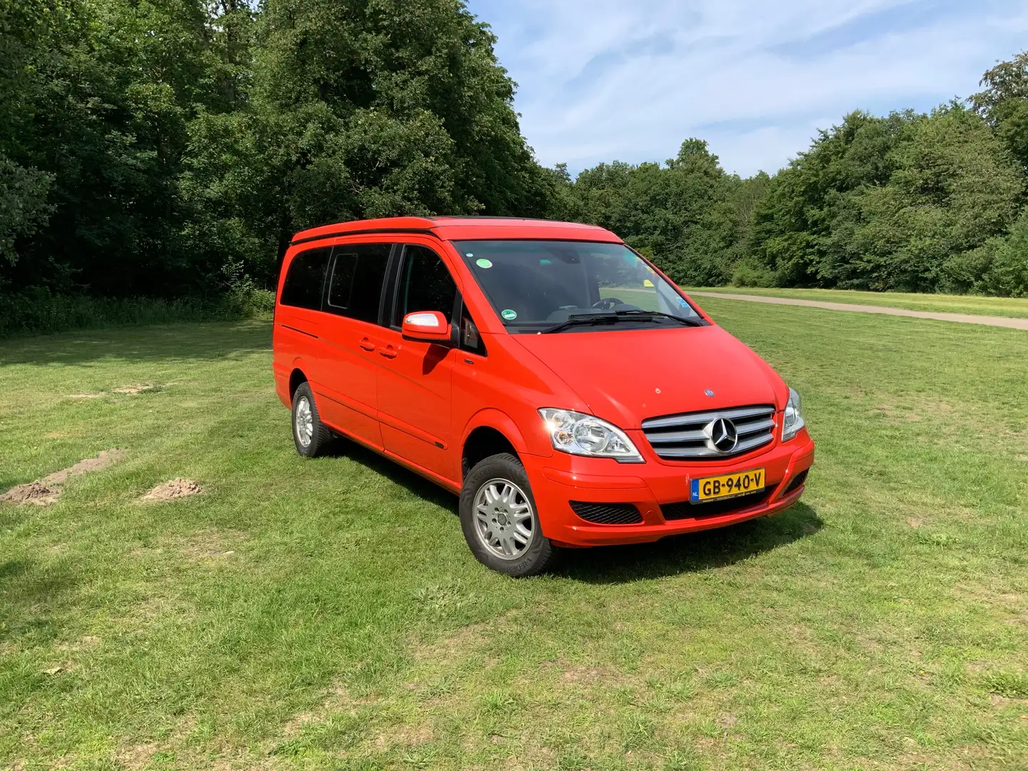 Mercedes-Benz Viano Viano 4x4 westfalia Rood - 1