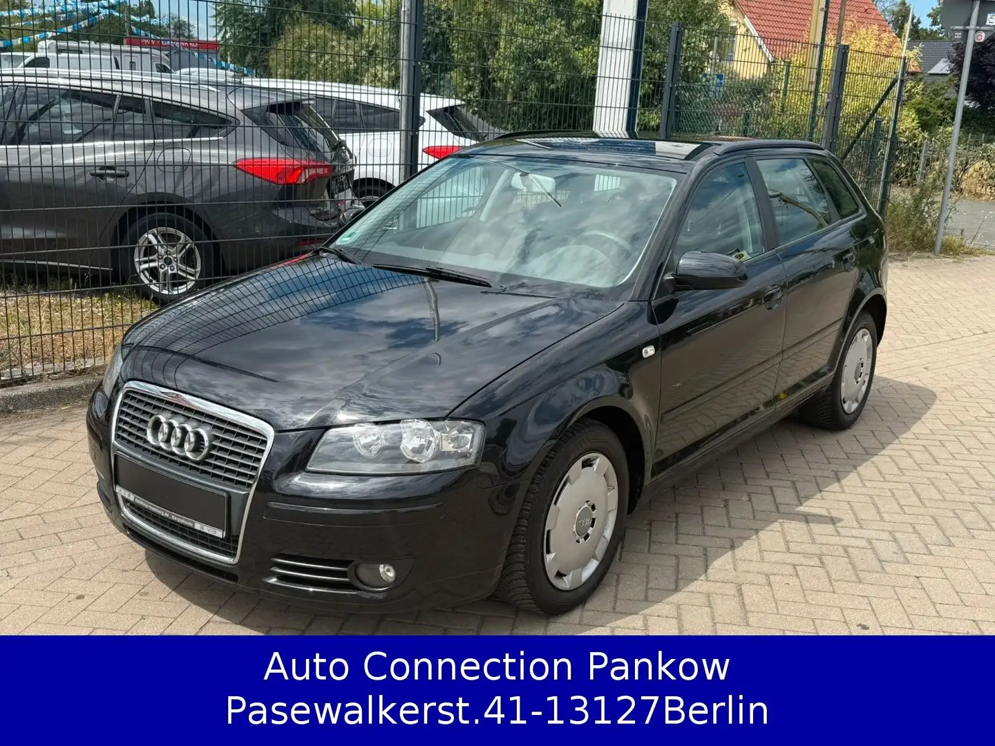 Audi A3 1.9 TDI(DPF)Attraction** Schwarz - 1