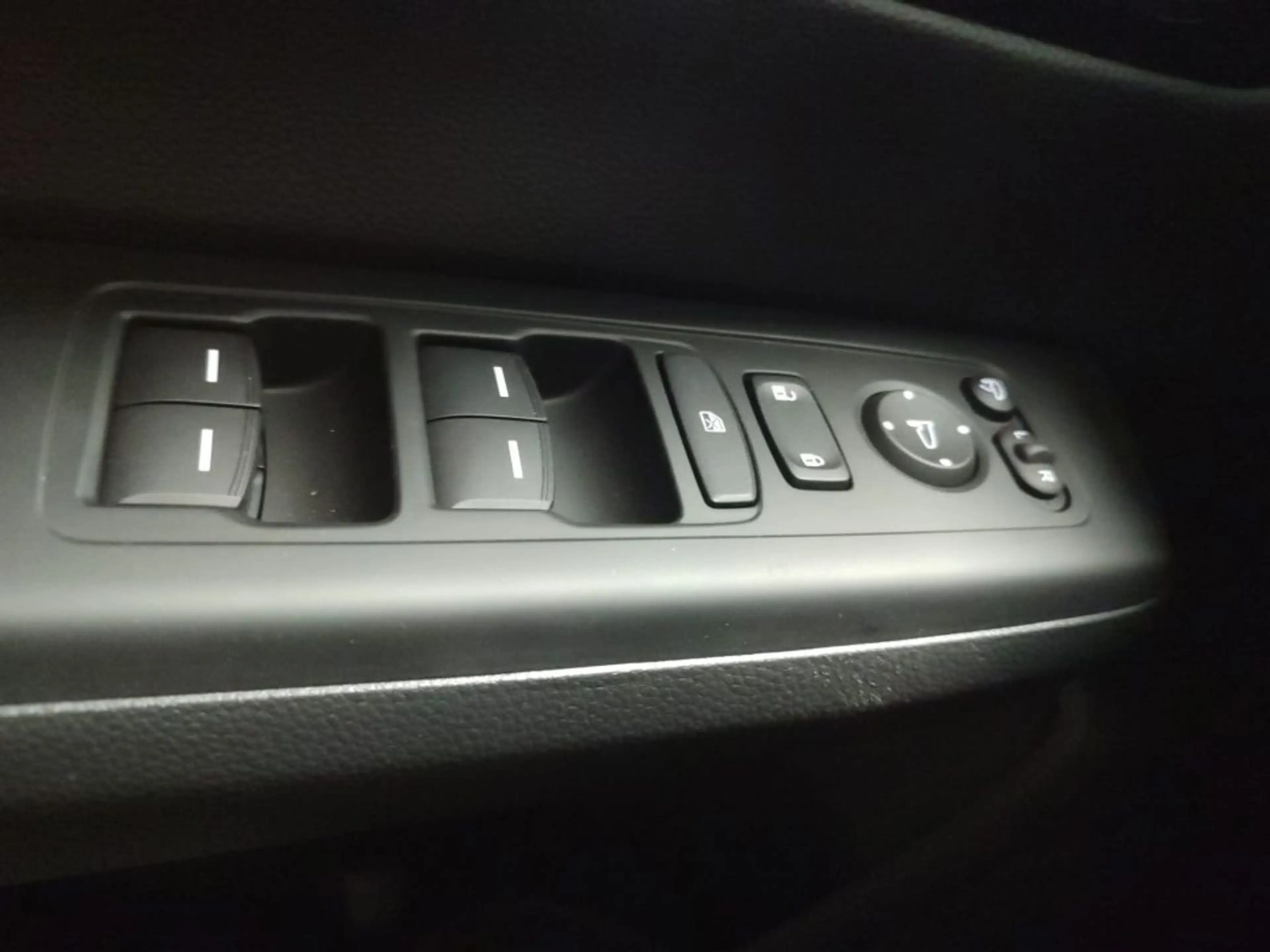 Honda CR-V e:HEV 2.0 i-MMD Hybrid AWD Elegance — photo 12