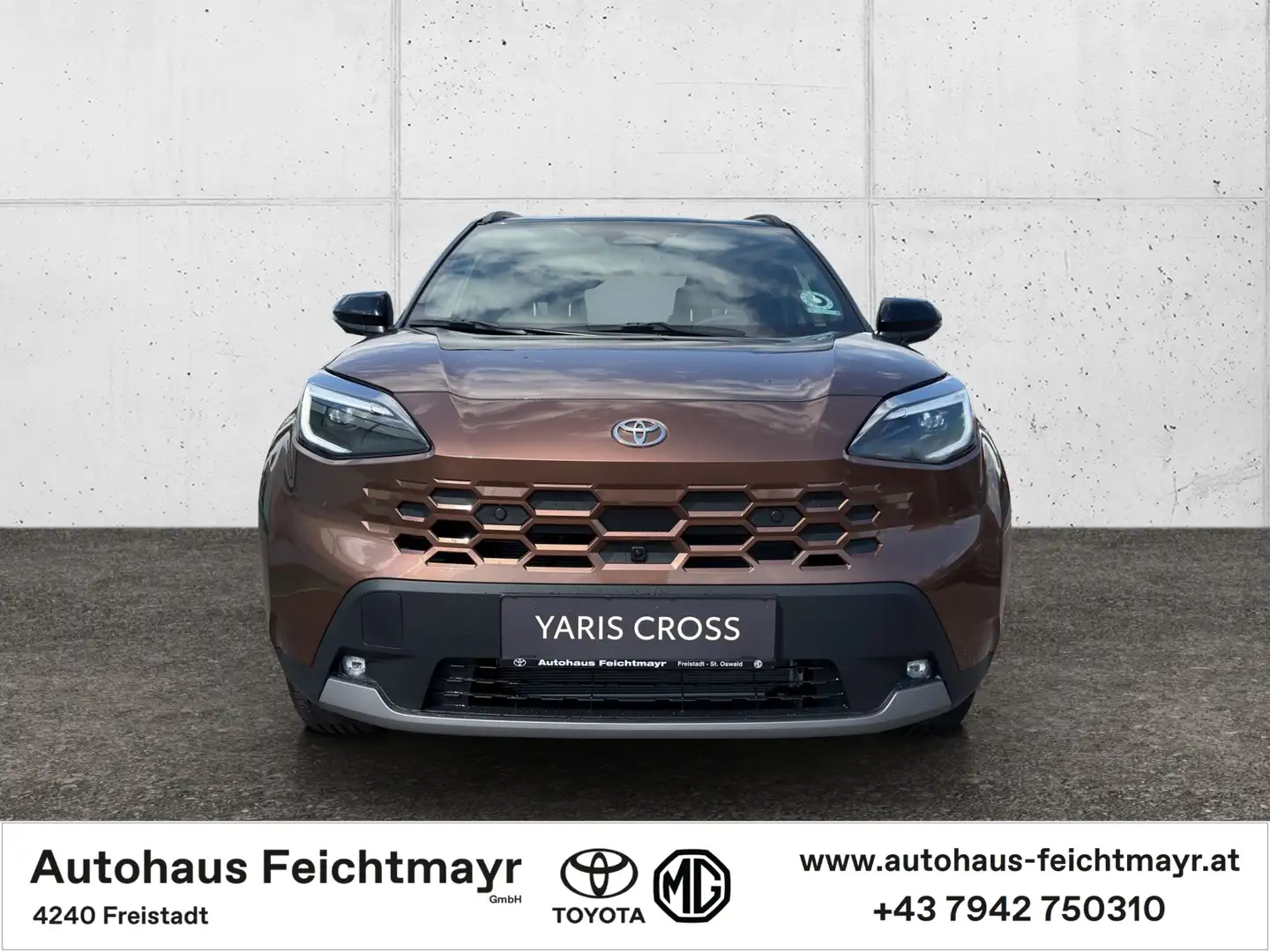 Toyota Yaris Cross HYBRID AWD Lounge Premium Paket 5t. Braun - 2