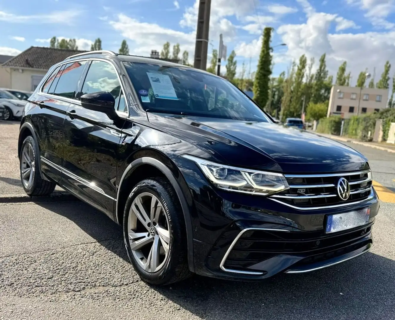 Volkswagen Tiguan R-LINE TBEG 1.4 ETSI 245 DSG6 20825HT ENTRETIEN COMPLET A JOUR  GARANTIE 12 MOIS Zwart - 1