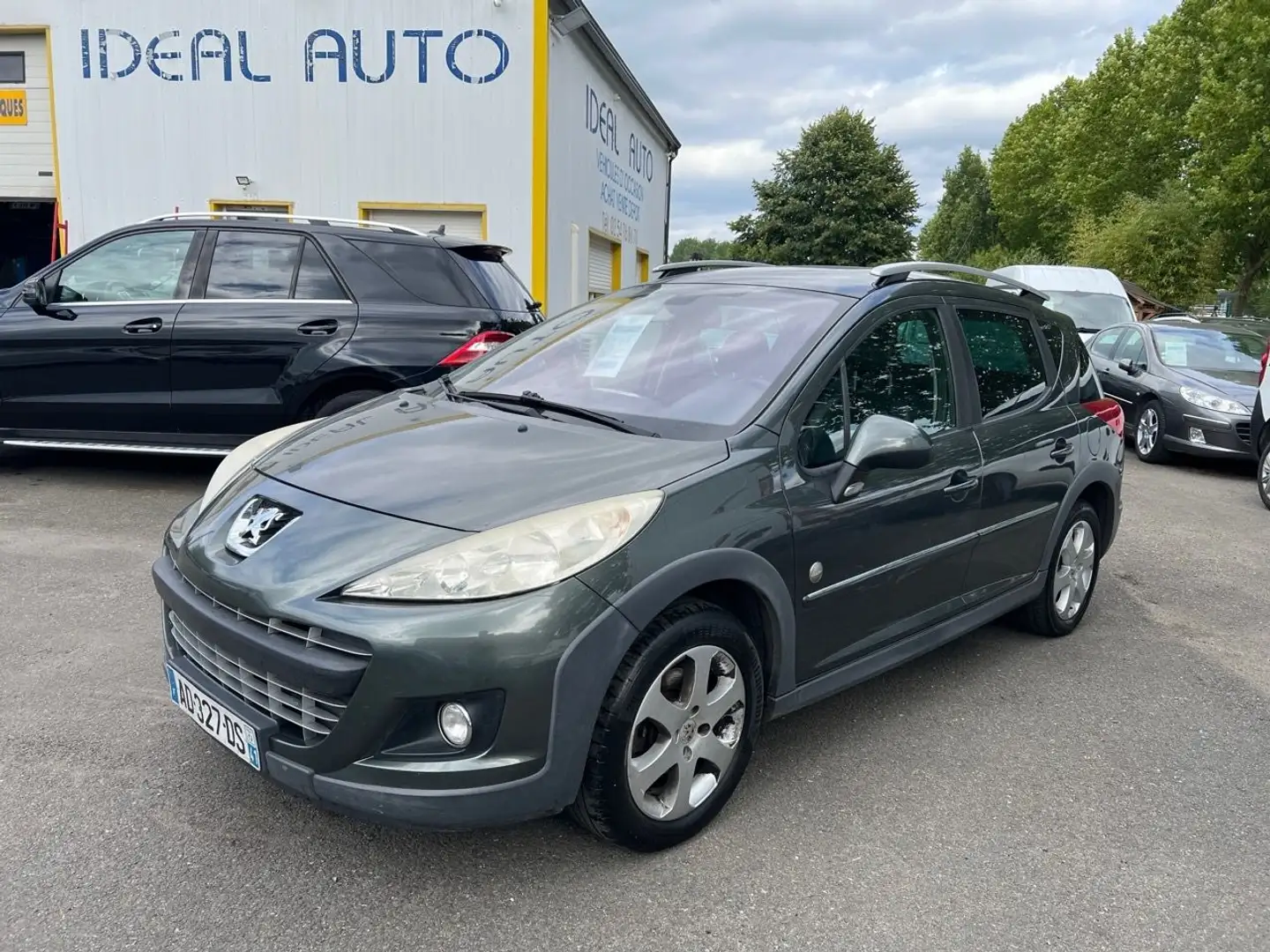 Peugeot 207 1.6 HDI90 OUTDOOR Gris - 2