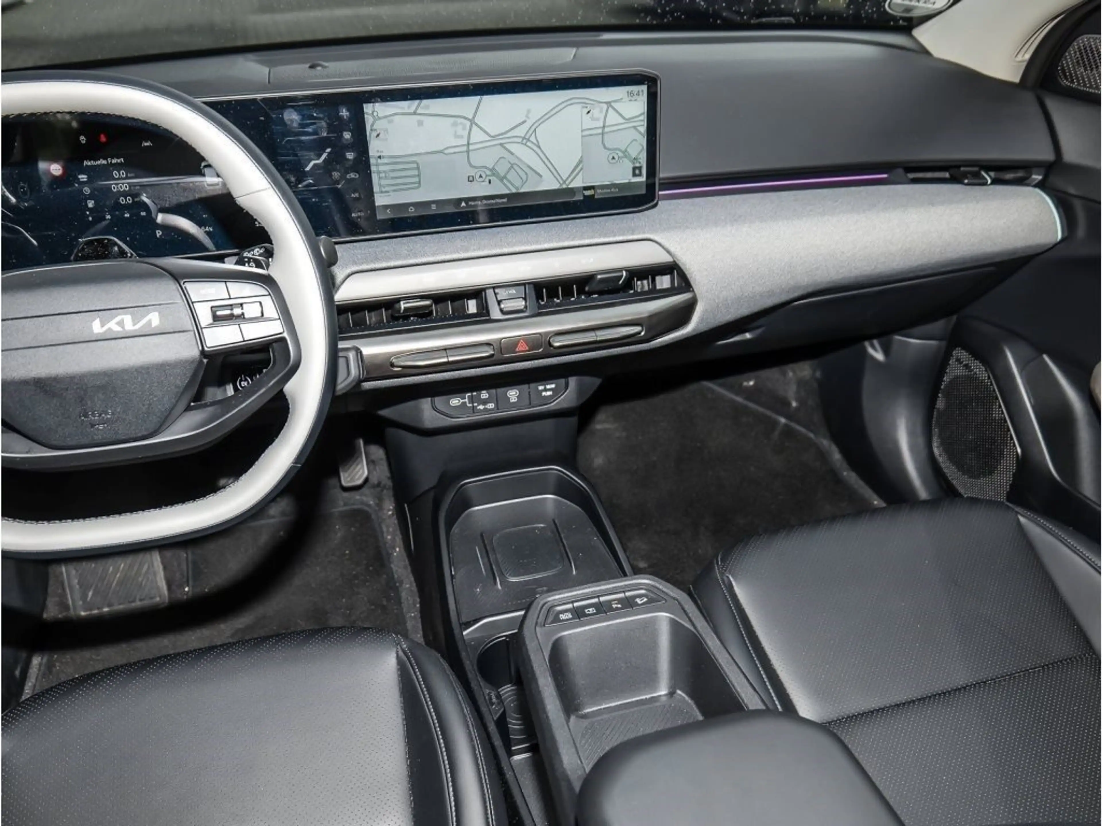 Kia EV4 81 FWD EARTH SONDERKONDITIONEN — photo 11