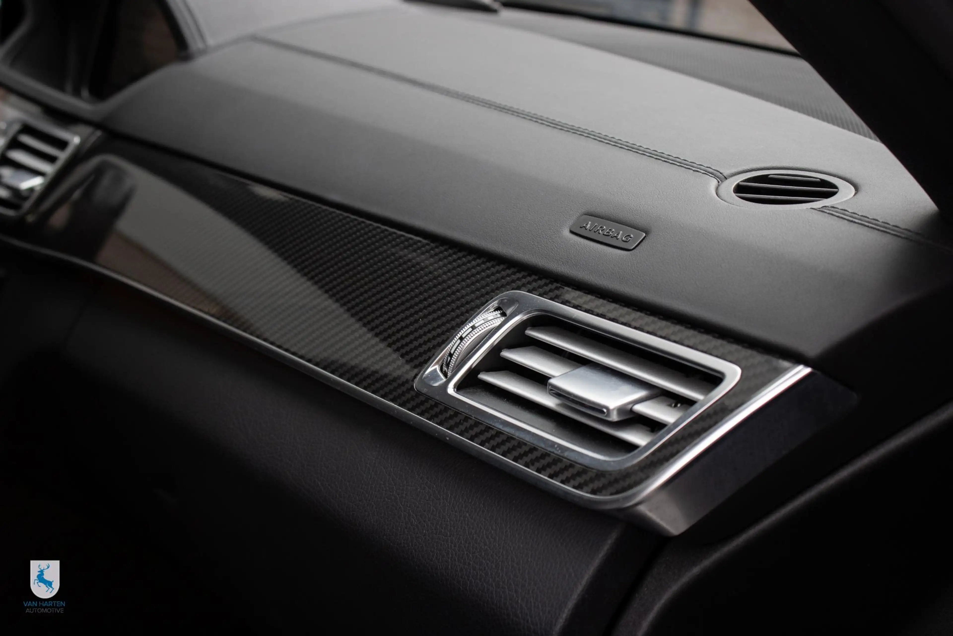 Mercedes-Benz E 63 AMG Estate 4MATIC / 1ste lak / 5.5 V8 Biturbo / 558 PK — photo 42