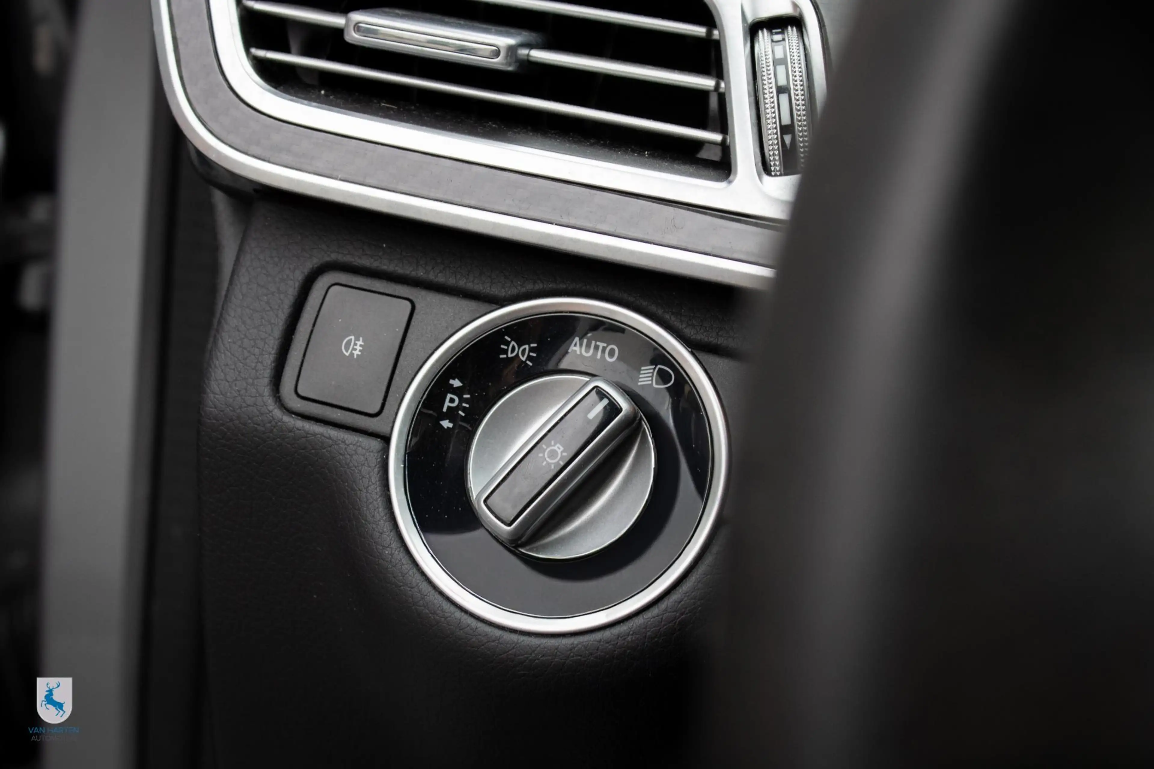 Mercedes-Benz E 63 AMG Estate 4MATIC / 1ste lak / 5.5 V8 Biturbo / 558 PK — photo 39