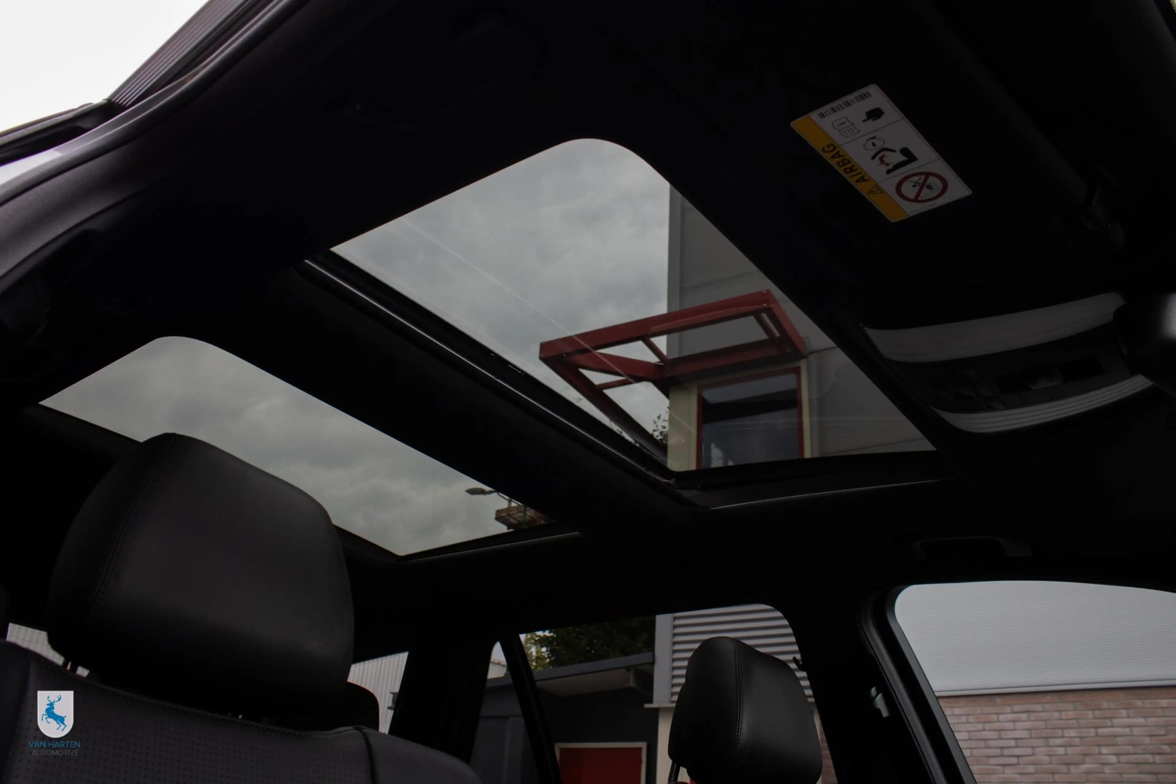 Mercedes-Benz E 63 AMG Estate 4MATIC / 1ste lak / 5.5 V8 Biturbo / 558 PK — photo 50