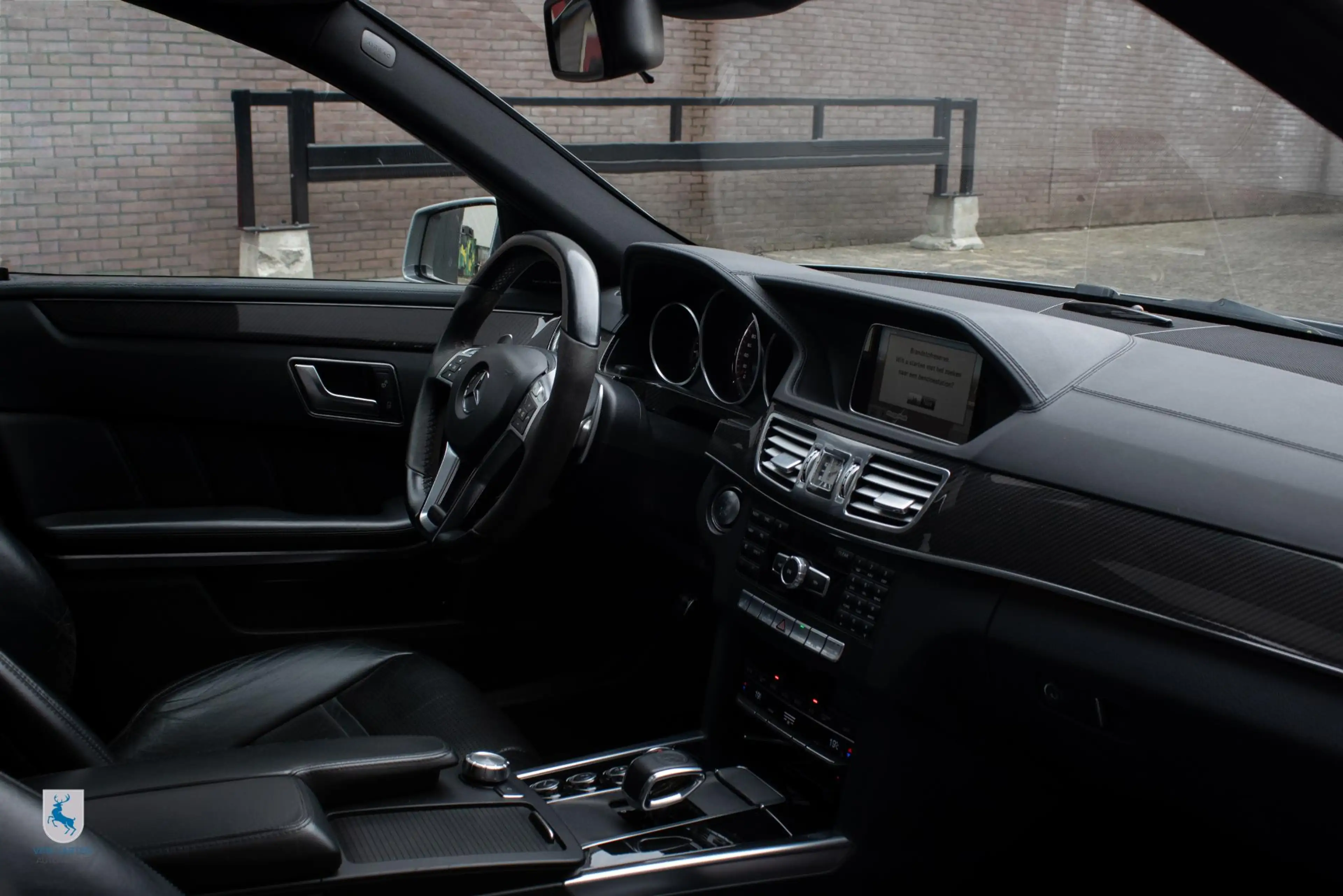 Mercedes-Benz E 63 AMG Estate 4MATIC / 1ste lak / 5.5 V8 Biturbo / 558 PK — photo 17