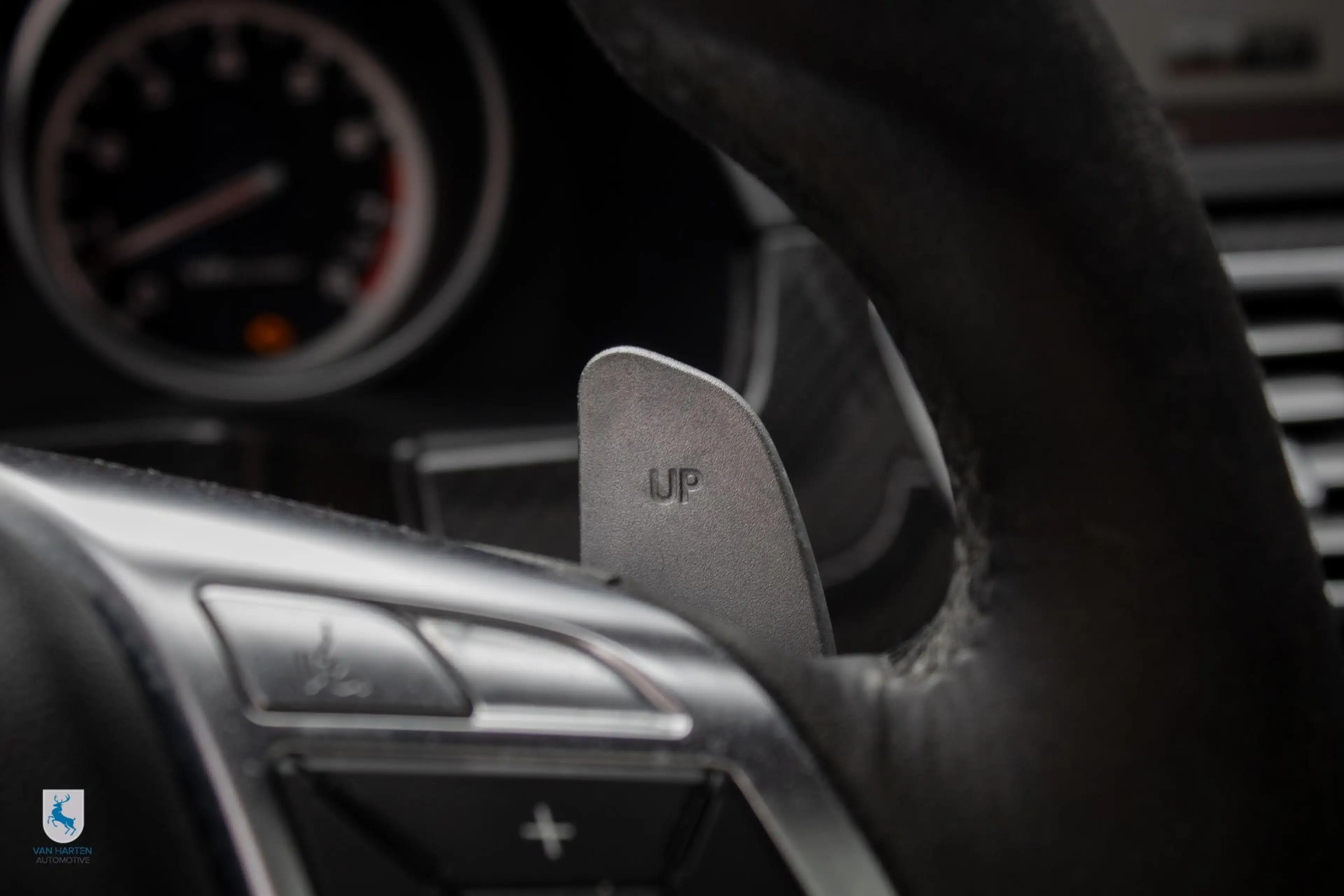 Mercedes-Benz E 63 AMG Estate 4MATIC / 1ste lak / 5.5 V8 Biturbo / 558 PK — photo 21