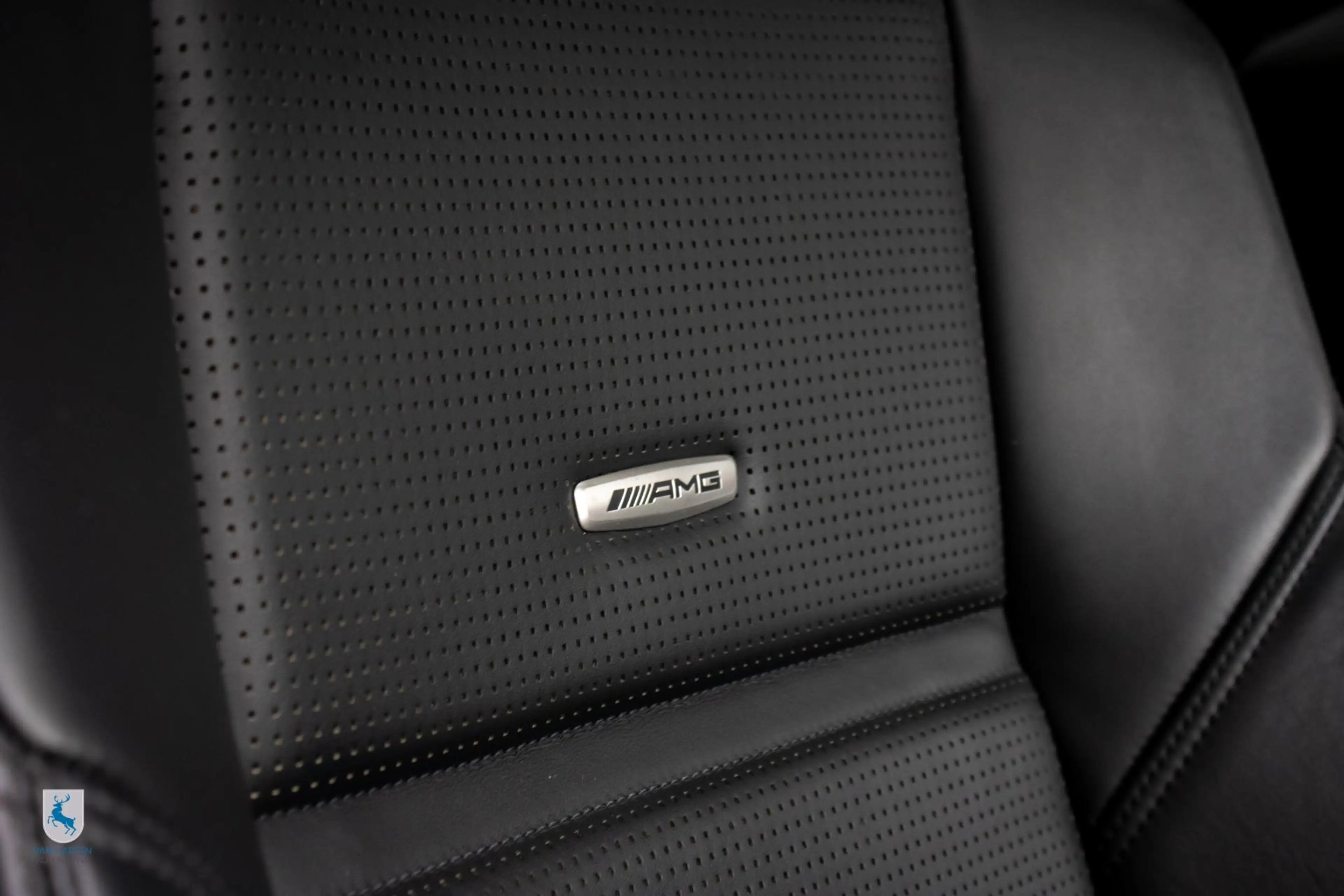 Mercedes-Benz E 63 AMG Estate 4MATIC / 1ste lak / 5.5 V8 Biturbo / 558 PK — photo 46