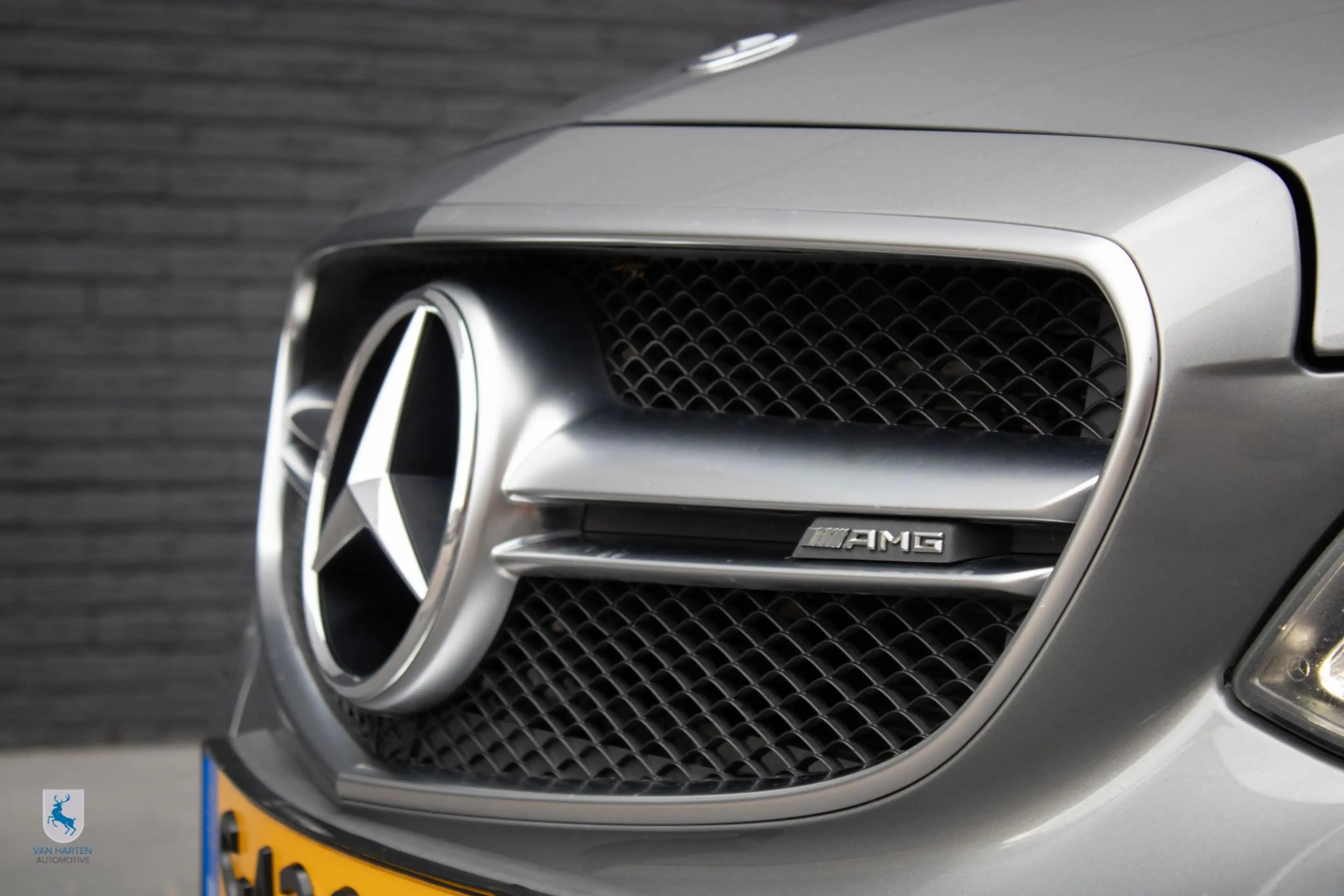 Mercedes-Benz E 63 AMG Estate 4MATIC / 1ste lak / 5.5 V8 Biturbo / 558 PK — photo 3