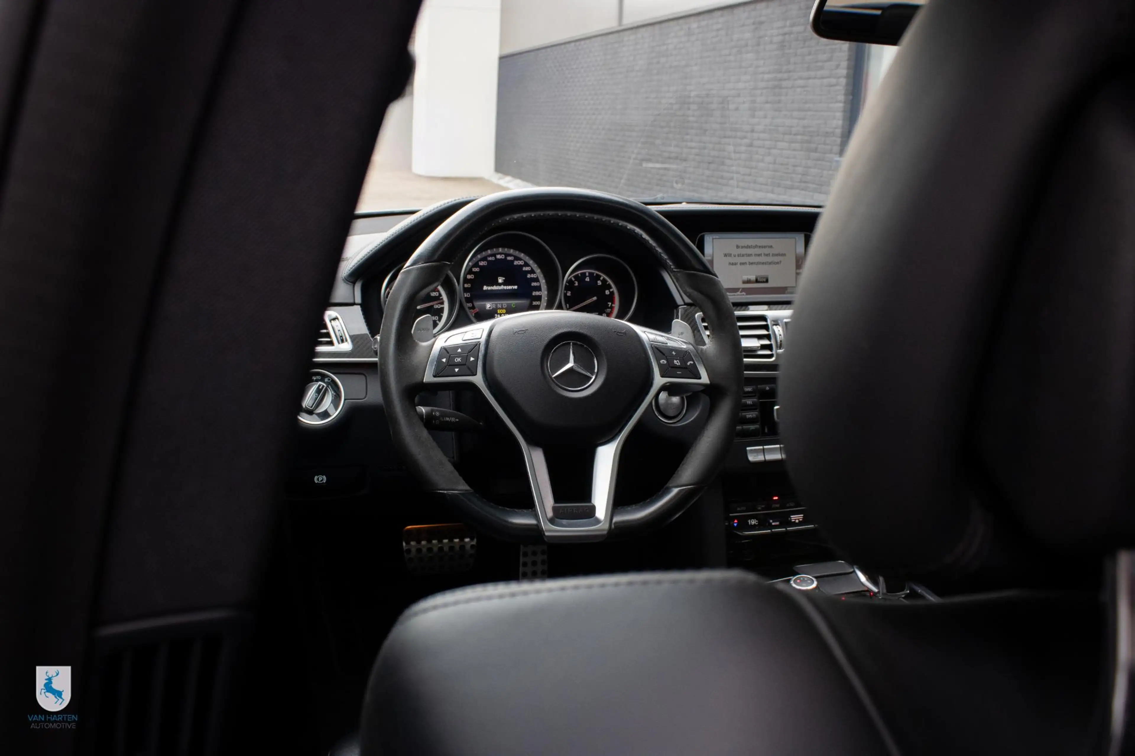 Mercedes-Benz E 63 AMG Estate 4MATIC / 1ste lak / 5.5 V8 Biturbo / 558 PK — photo 19
