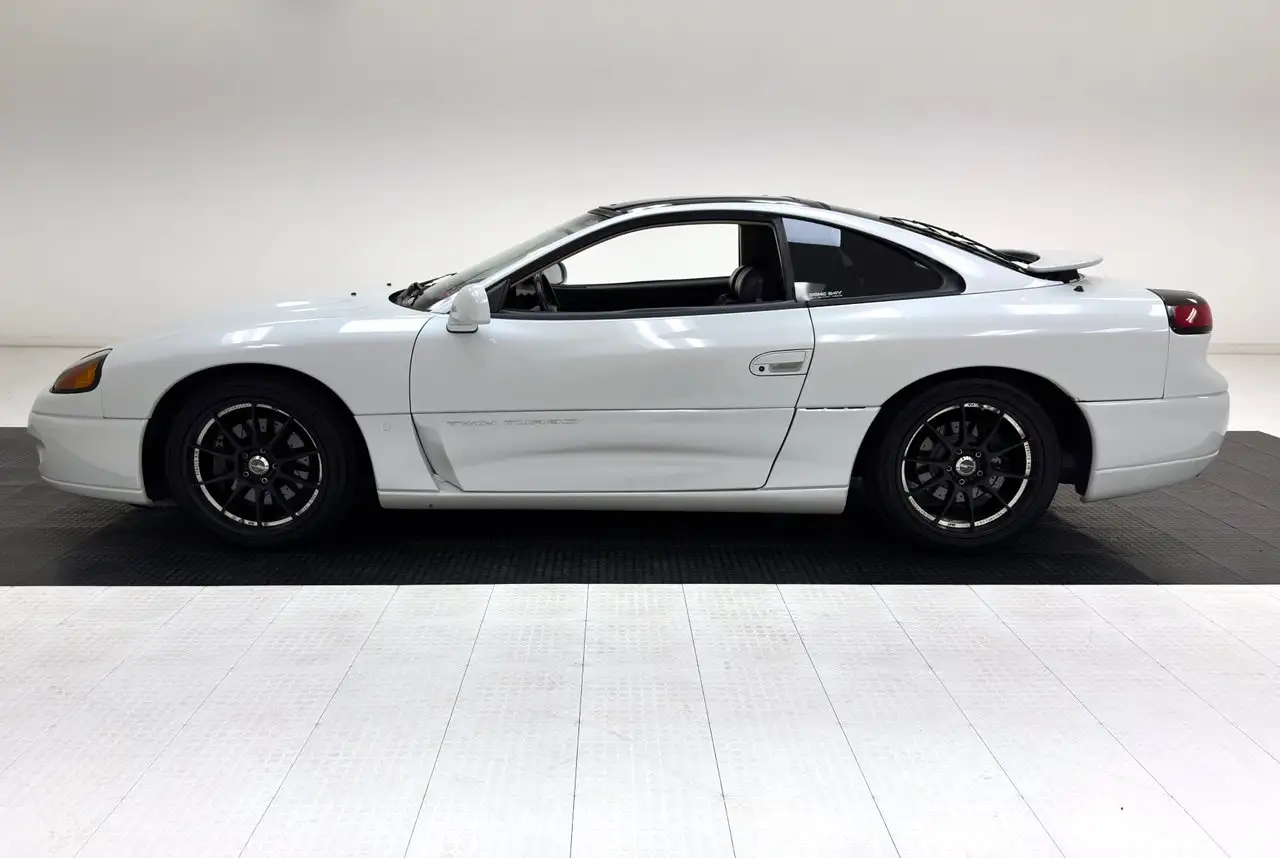 Dodge Stealth R/T Twin Turbo AWD Coupe, foto 2