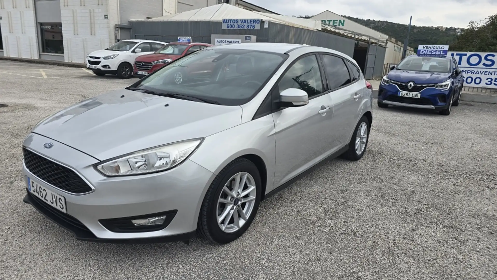 Ford Focus 1.6 TI-VCT Trend Powershift Gris - 2