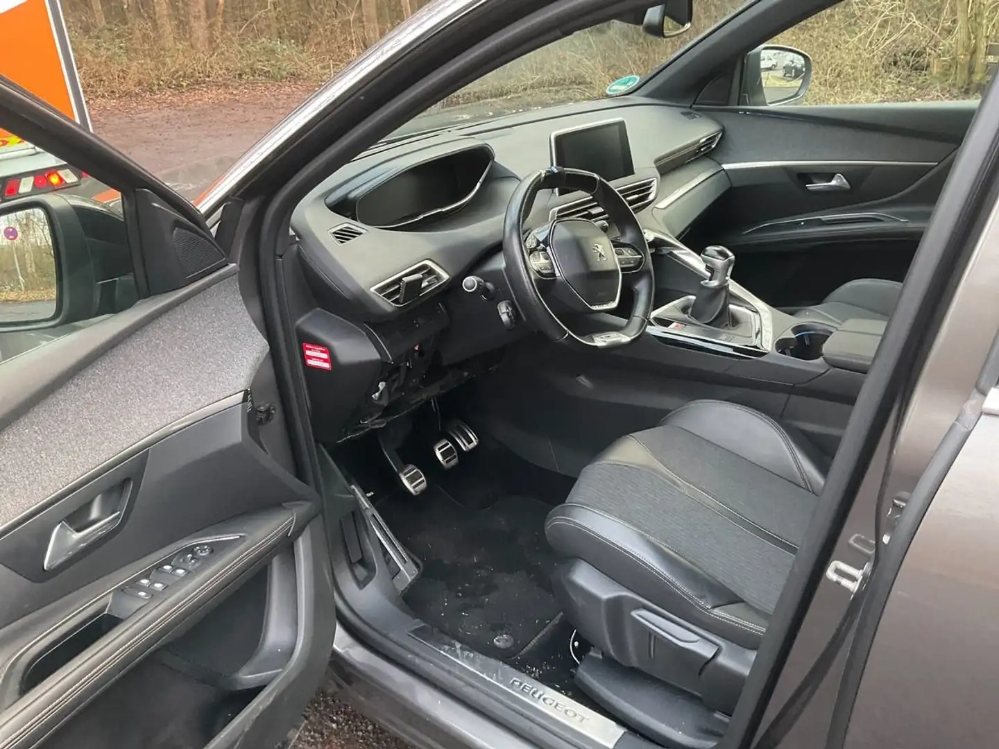 Peugeot 5008 5008 BlueHDi 130 Allure Grau - 2