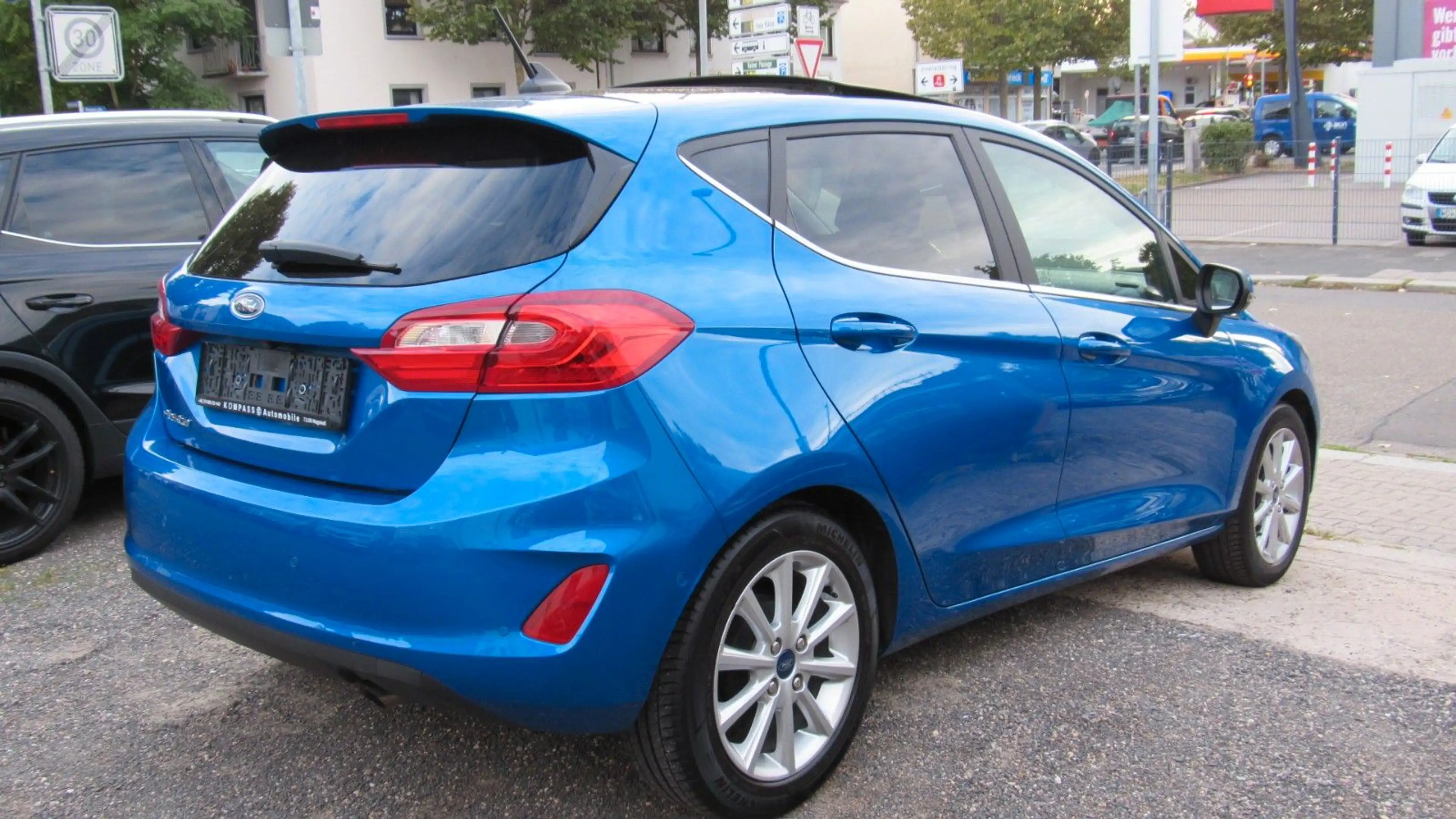 Ford Fiesta 1,0 EcoBoost 74kW Titanium*SCHIEBEDACH* — photo 7