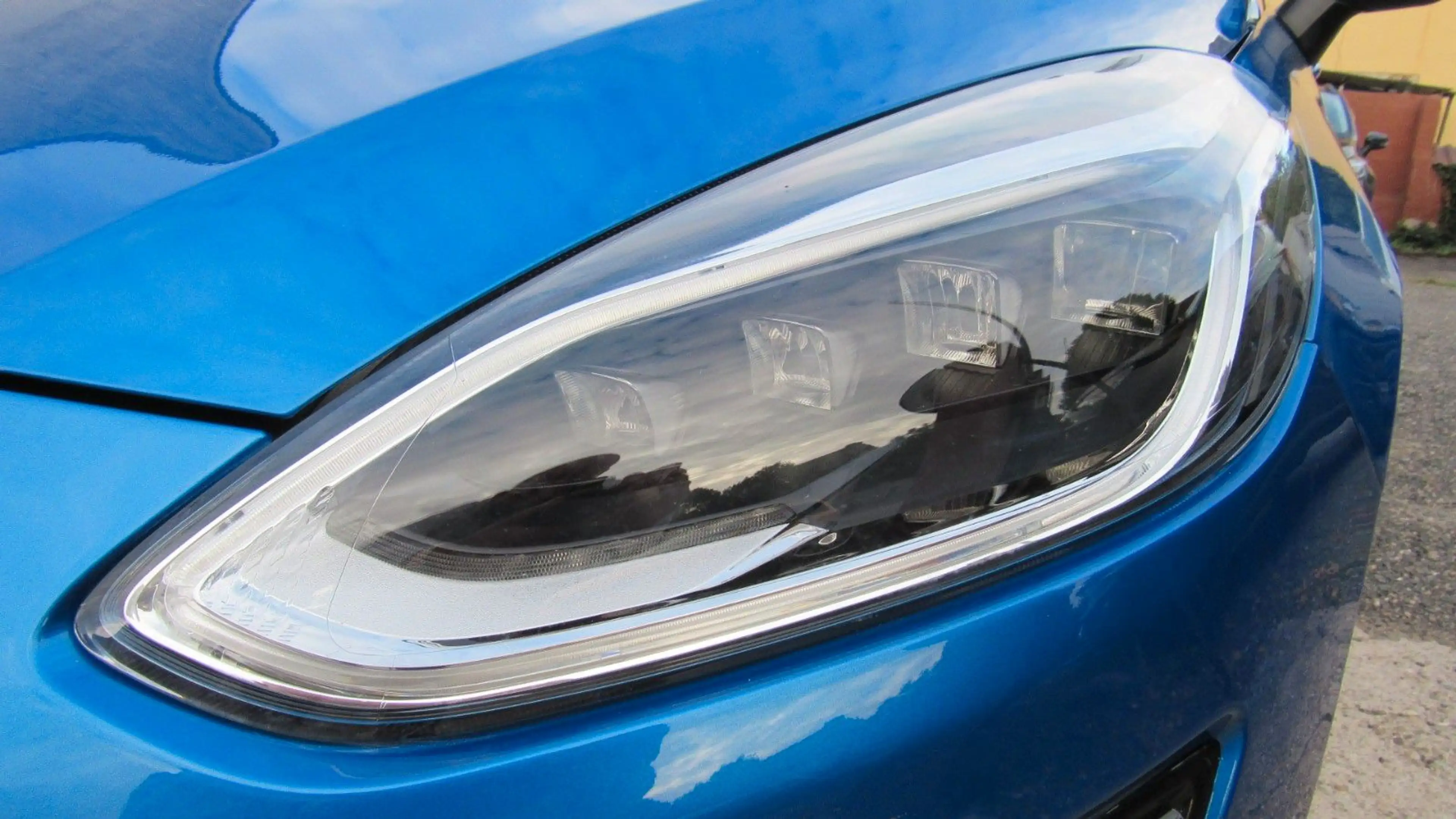 Ford Fiesta 1,0 EcoBoost 74kW Titanium*SCHIEBEDACH* — photo 8