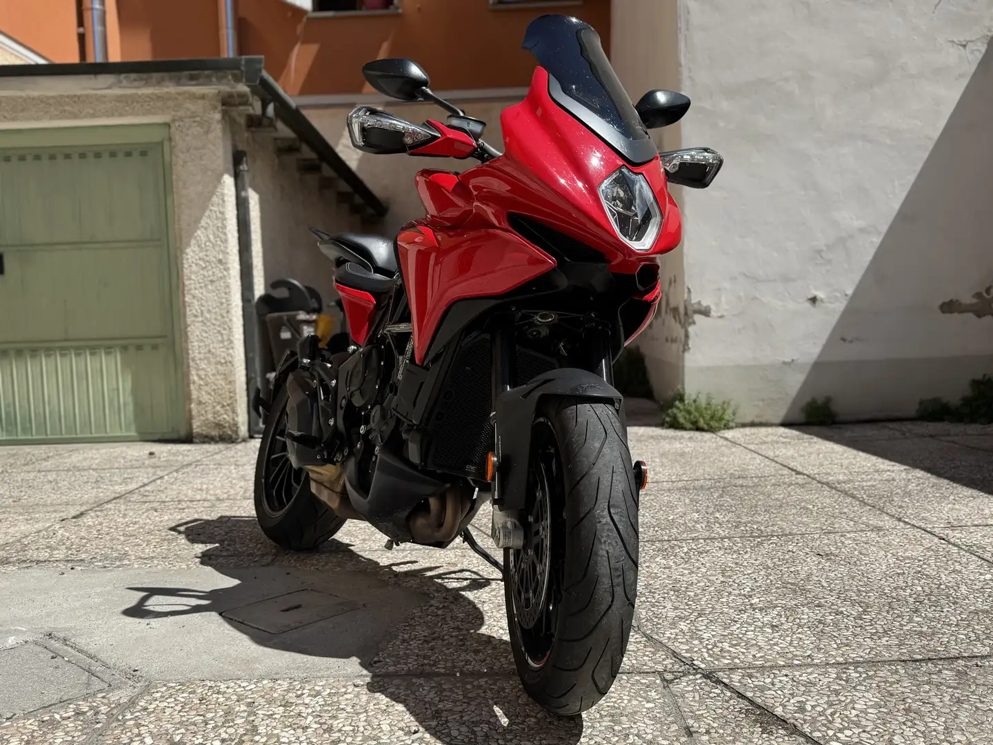 MV Agusta Turismo Veloce 800 - 1