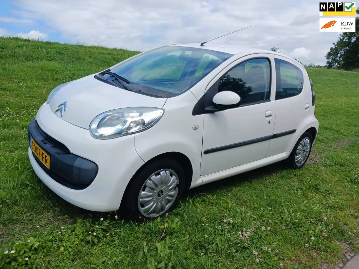 Citroen C1 1.0i 12V Séduction APK 06-2025 114.573 km Radio CD Wit - 1