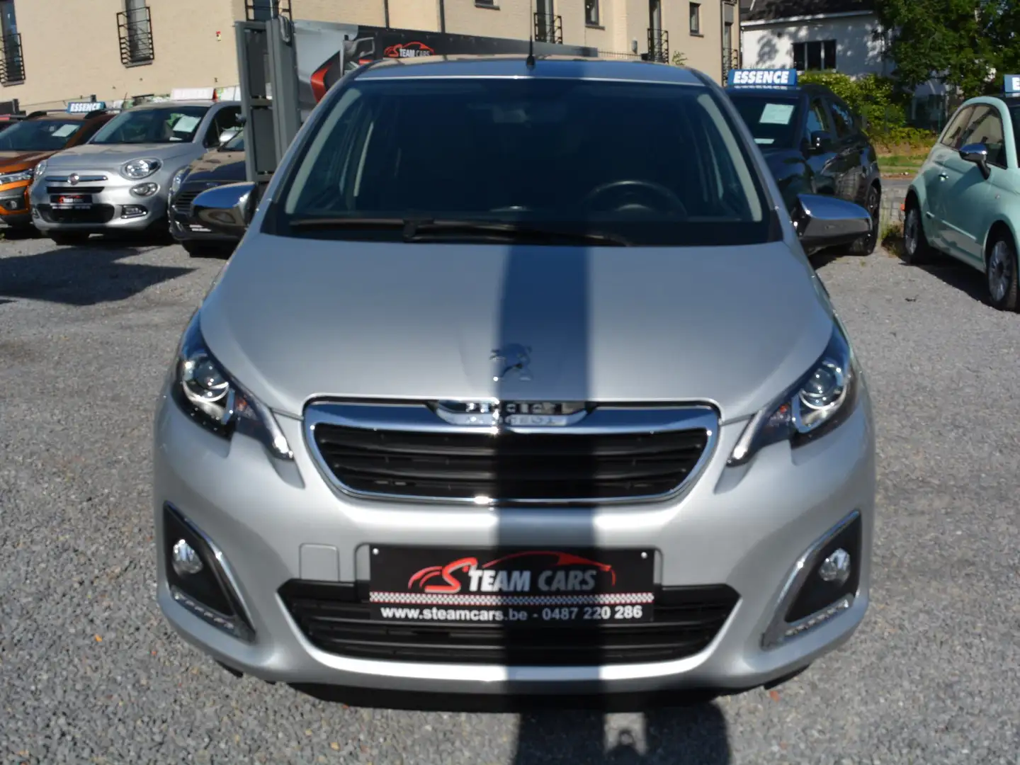 Peugeot 108 108 1.0 VTi Style 5Portes airco Plateado - 2