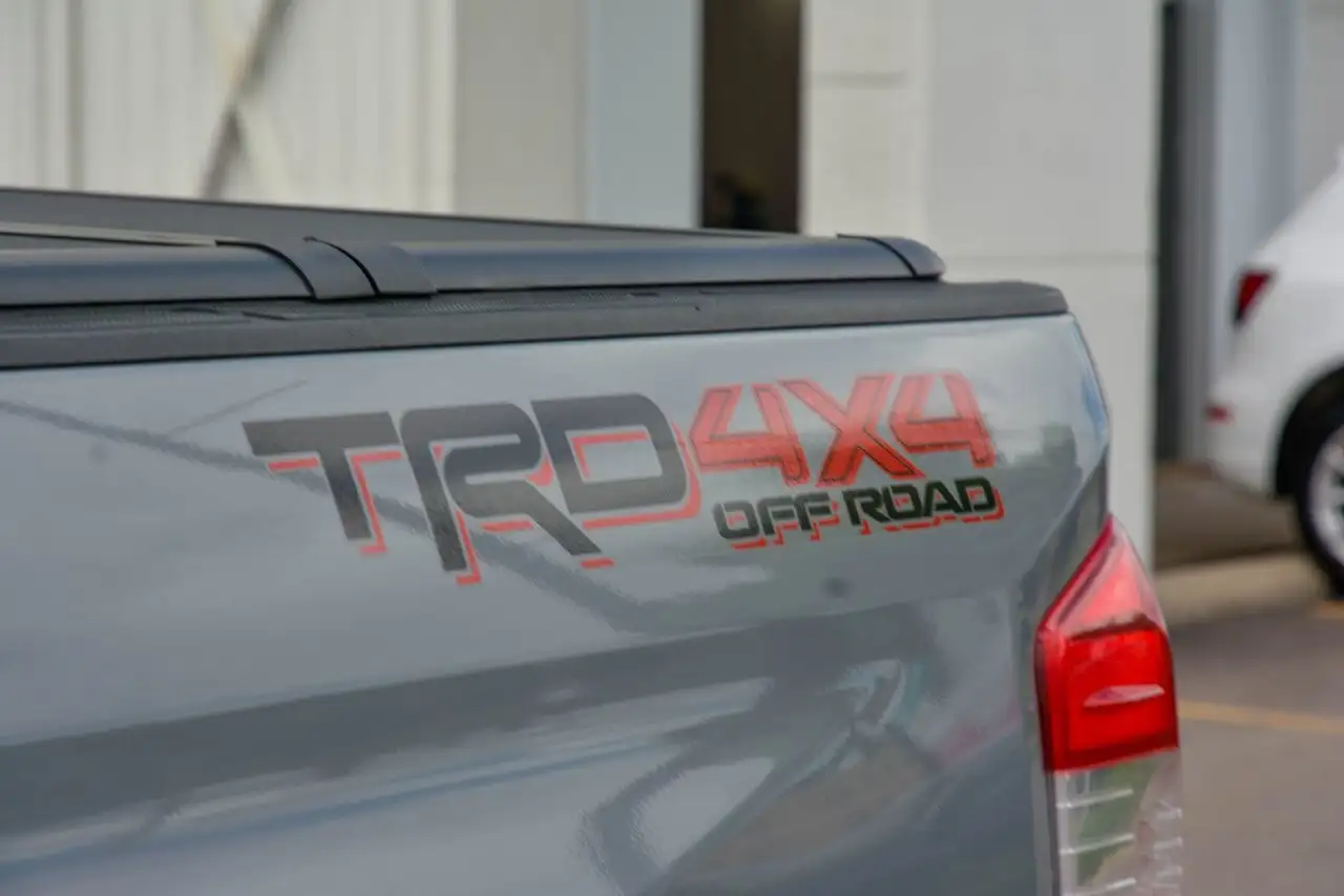 Toyota Tundra снимка Toyota Tundra