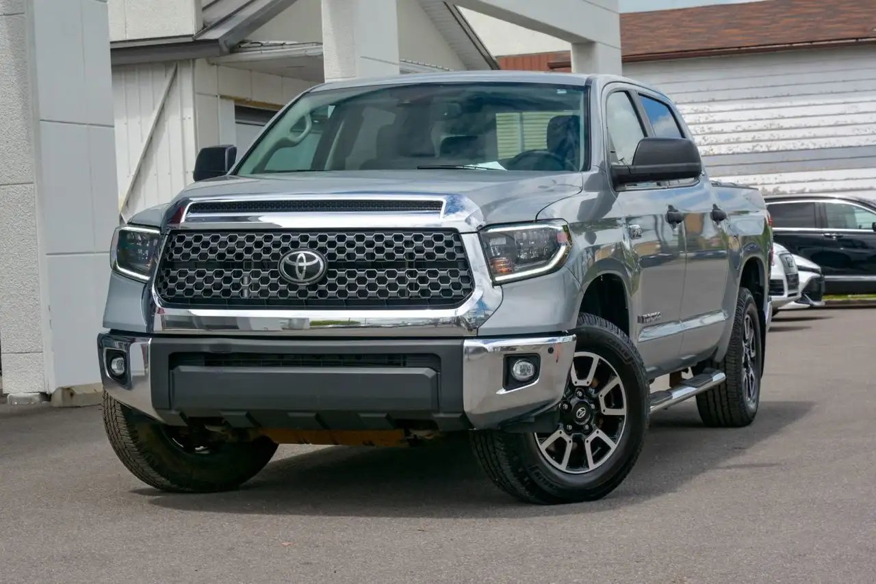 Toyota Tundra снимка Toyota Tundra