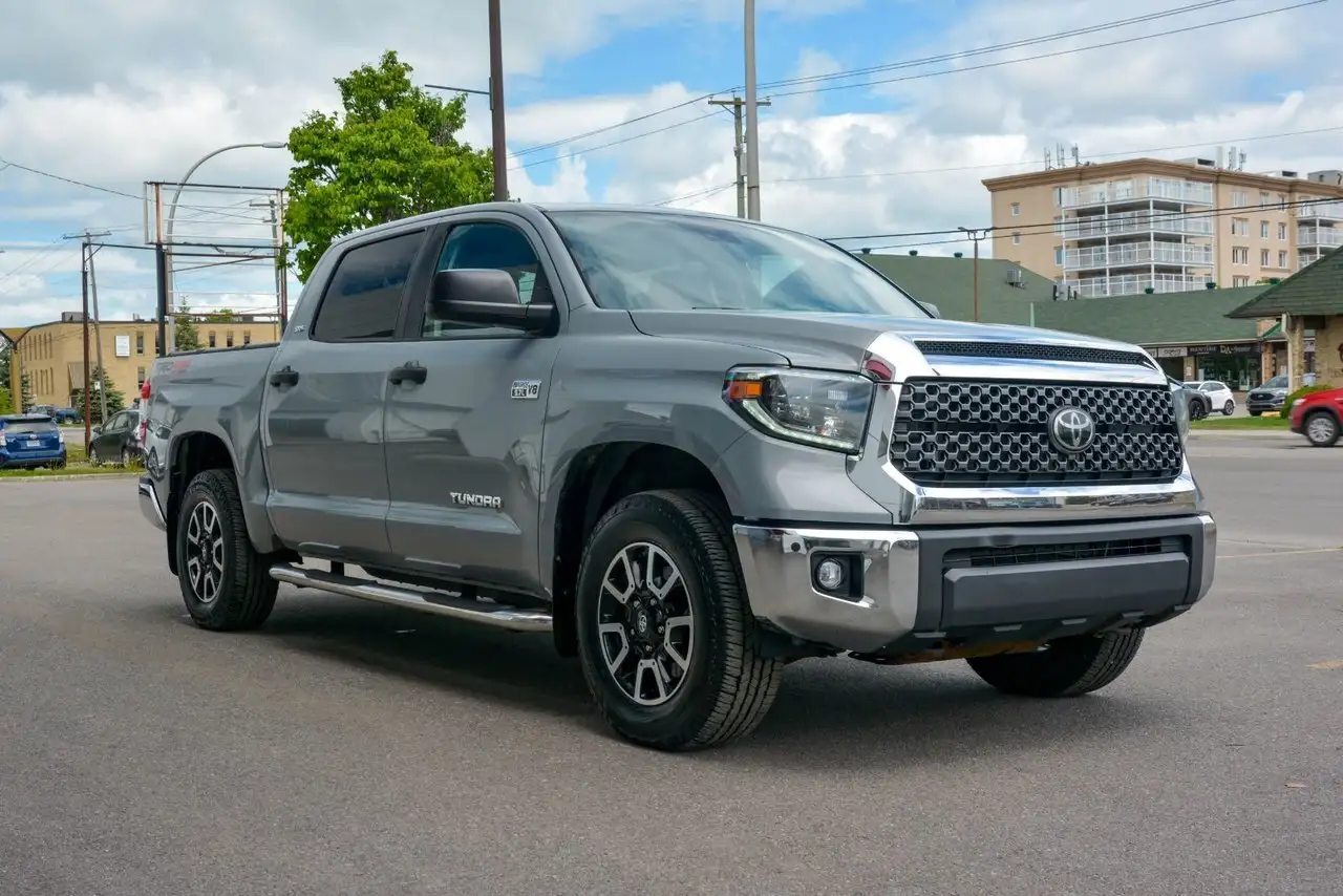 Toyota Tundra снимка Toyota Tundra