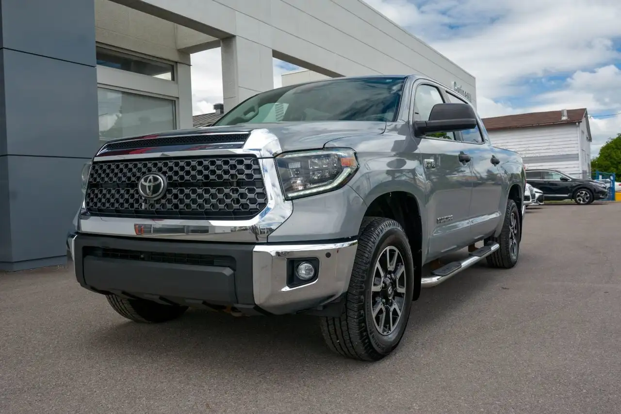 Toyota Tundra снимка Toyota Tundra