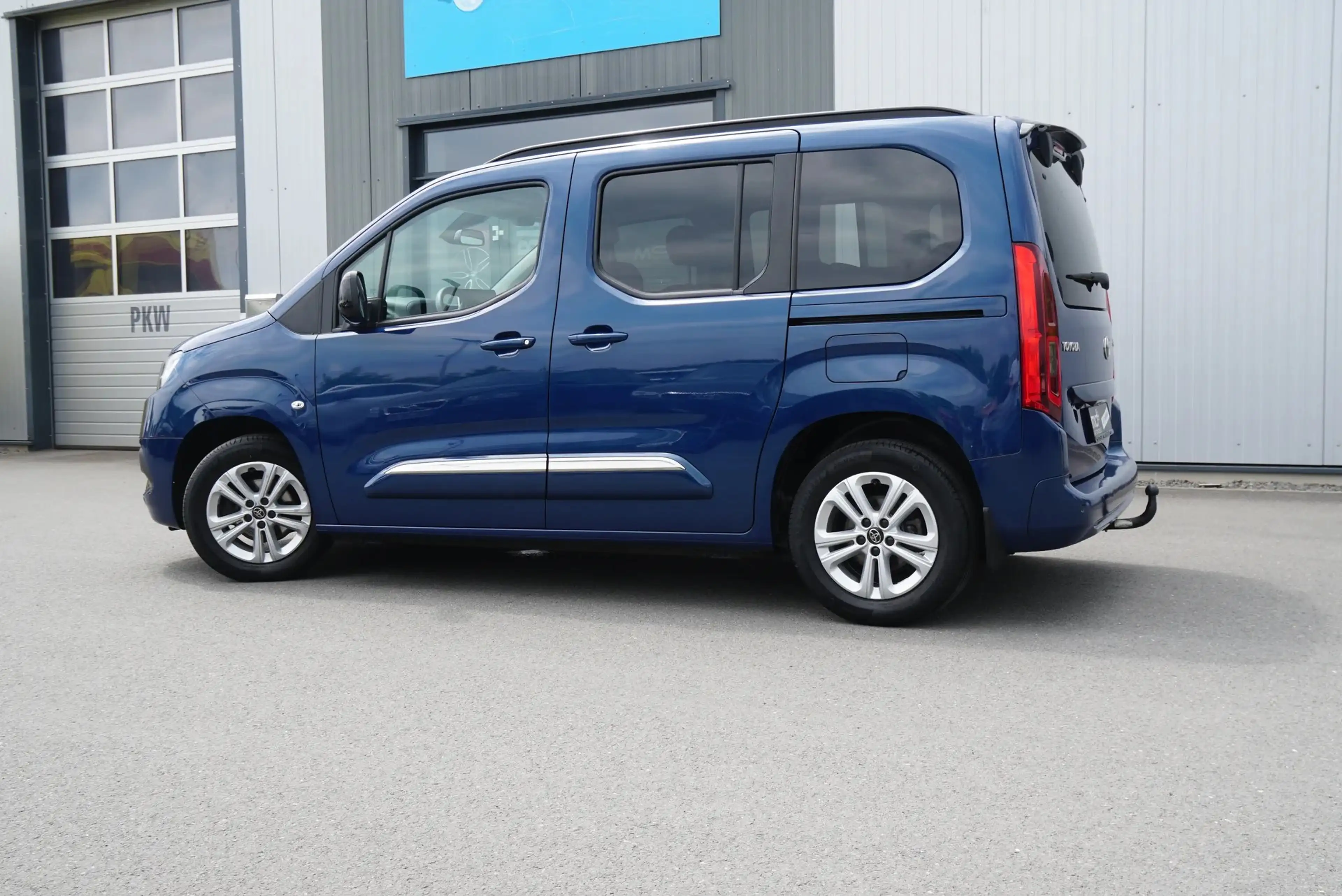 Toyota Proace City PROACE CITY Verso 1.5d Family *AHK*Kamera* — photo 34