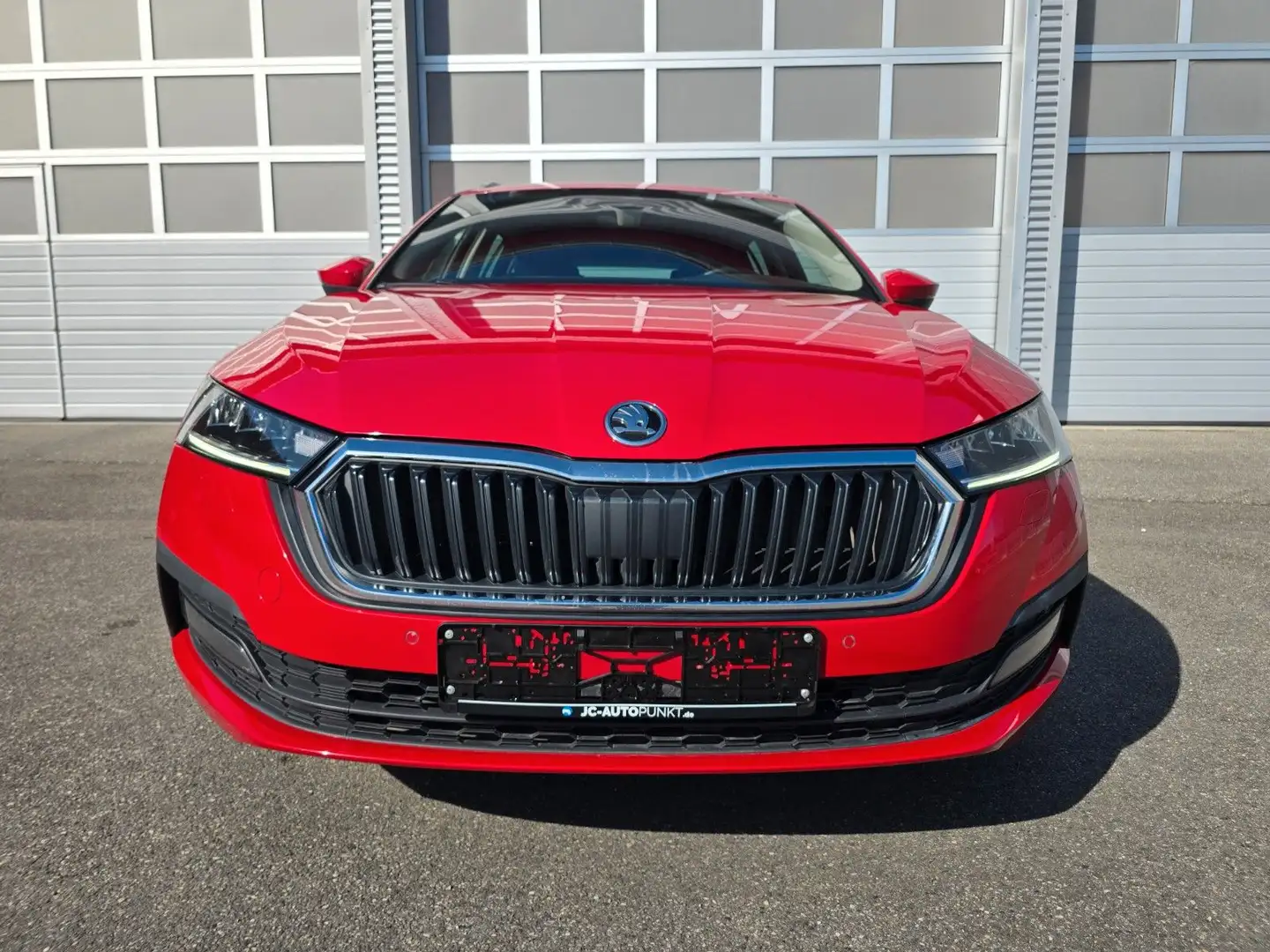 Skoda Octavia Combi Ambition,DSG,ACC,LED, e-TEC Rot - 2