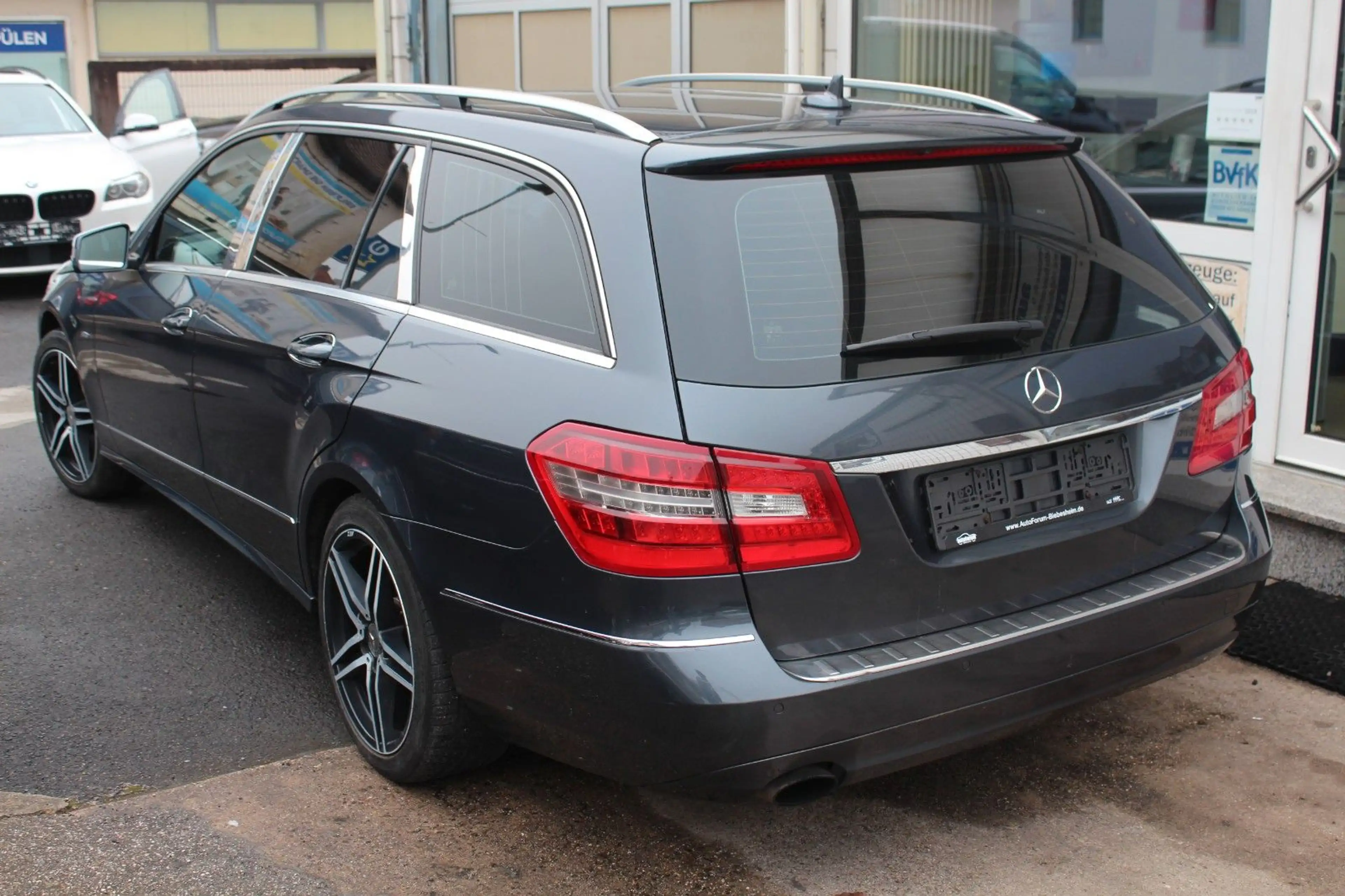 Mercedes-Benz E 250 CGI T BE Leder*Memory*Xenon*Standh*7-Sitze — photo 7