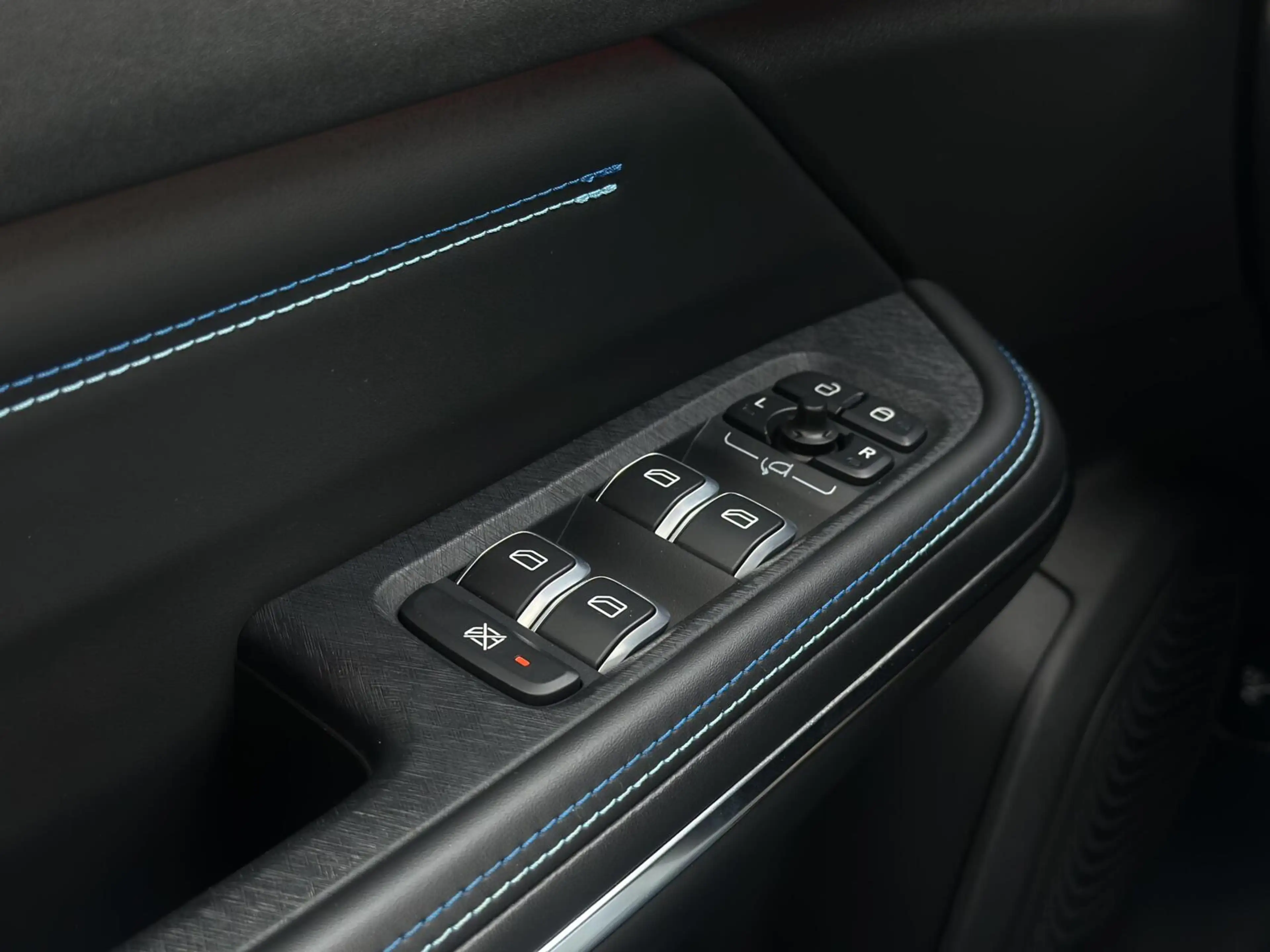 Lynk & Co 01 1.5 PHEV Led, 360 Camera, LM.. — photo 14