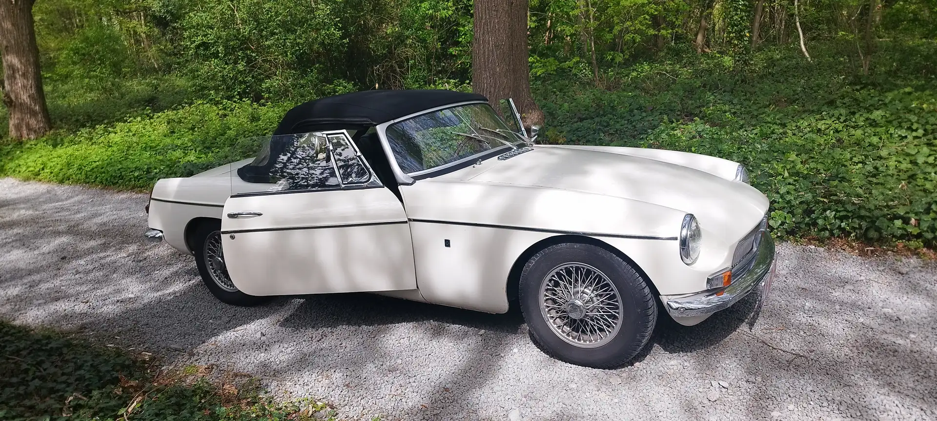 MG MGB Cabriolet Weiß - 1