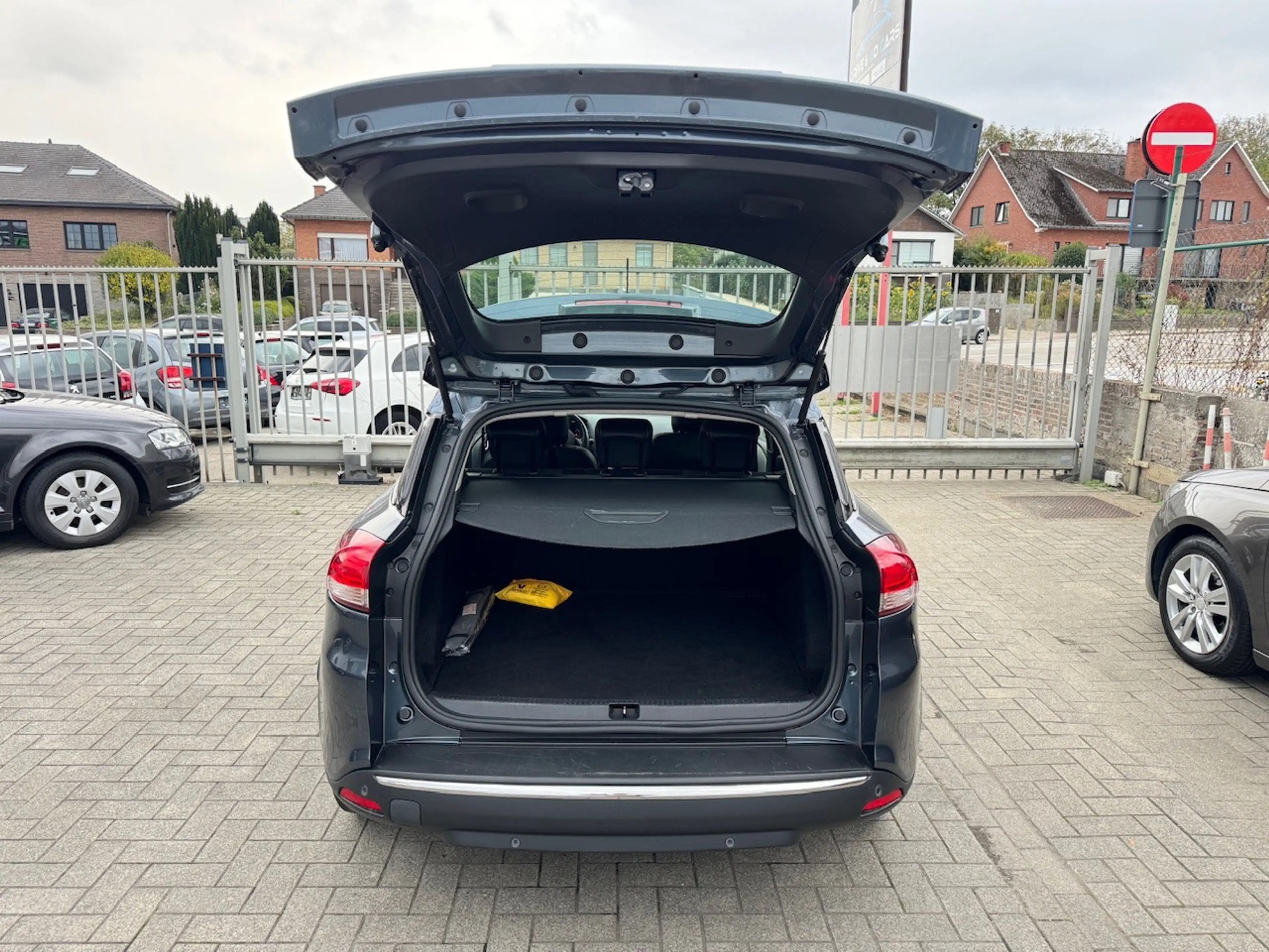 Renault Clio 1.2 TCe Energy Intens - Navi - Camera — photo 9