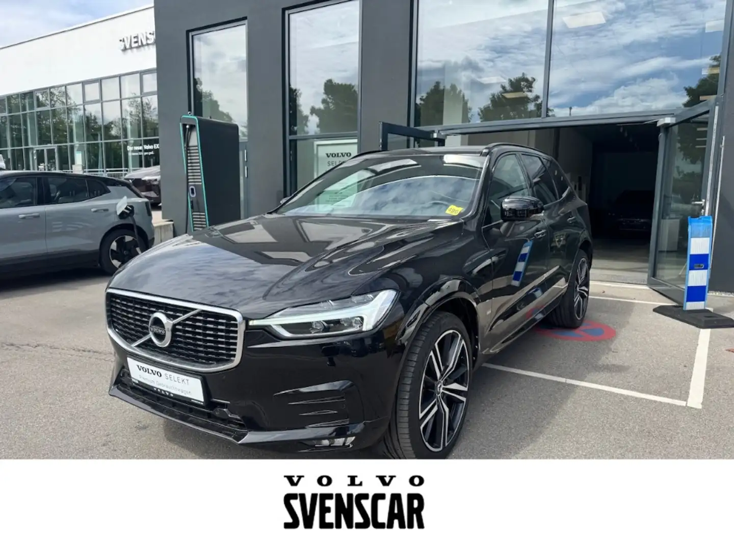 Volvo XC60 R-Design AWD B5 Diesel EU6d-T Navi Leder Digitales Schwarz - 1