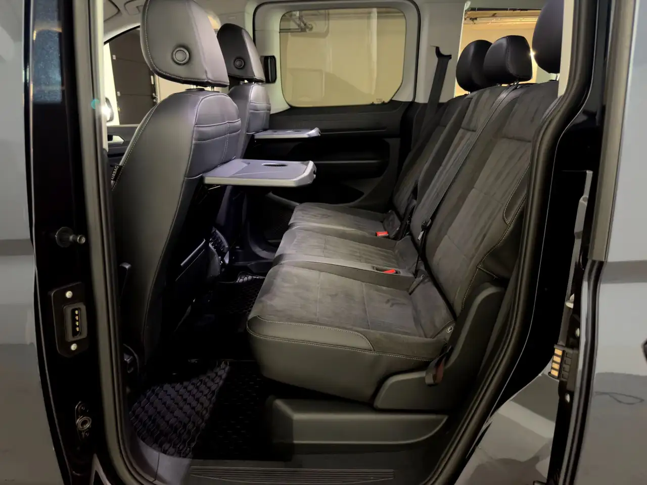 Volkswagen Caddy Style 2,0 TDI DSG *PANORAMA*AHK*STANDHEIZUNG*, миниатюра 24