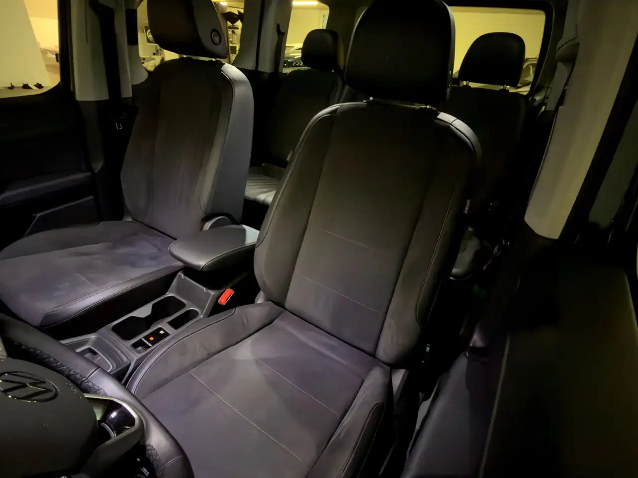 Volkswagen Caddy Style 2,0 TDI DSG *PANORAMA*AHK*STANDHEIZUNG*, миниатюра 21