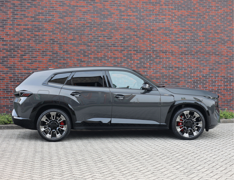 BMW XM PHEV 30 kWh | M Drivers Pack - Bowers&Wilkins — photo 14