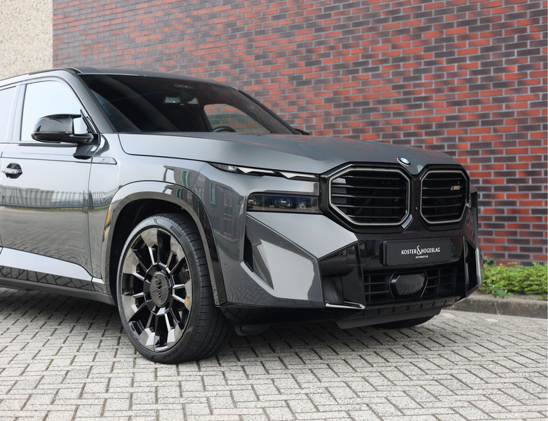 BMW XM PHEV 30 kWh | M Drivers Pack - Bowers&Wilkins — photo 18