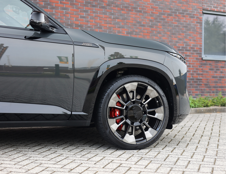 BMW XM PHEV 30 kWh | M Drivers Pack - Bowers&Wilkins — photo 19