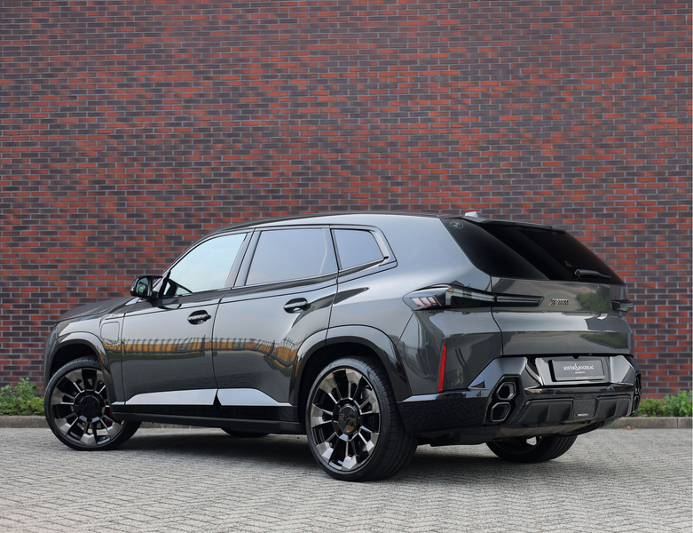 BMW XM PHEV 30 kWh | M Drivers Pack - Bowers&Wilkins — photo 2