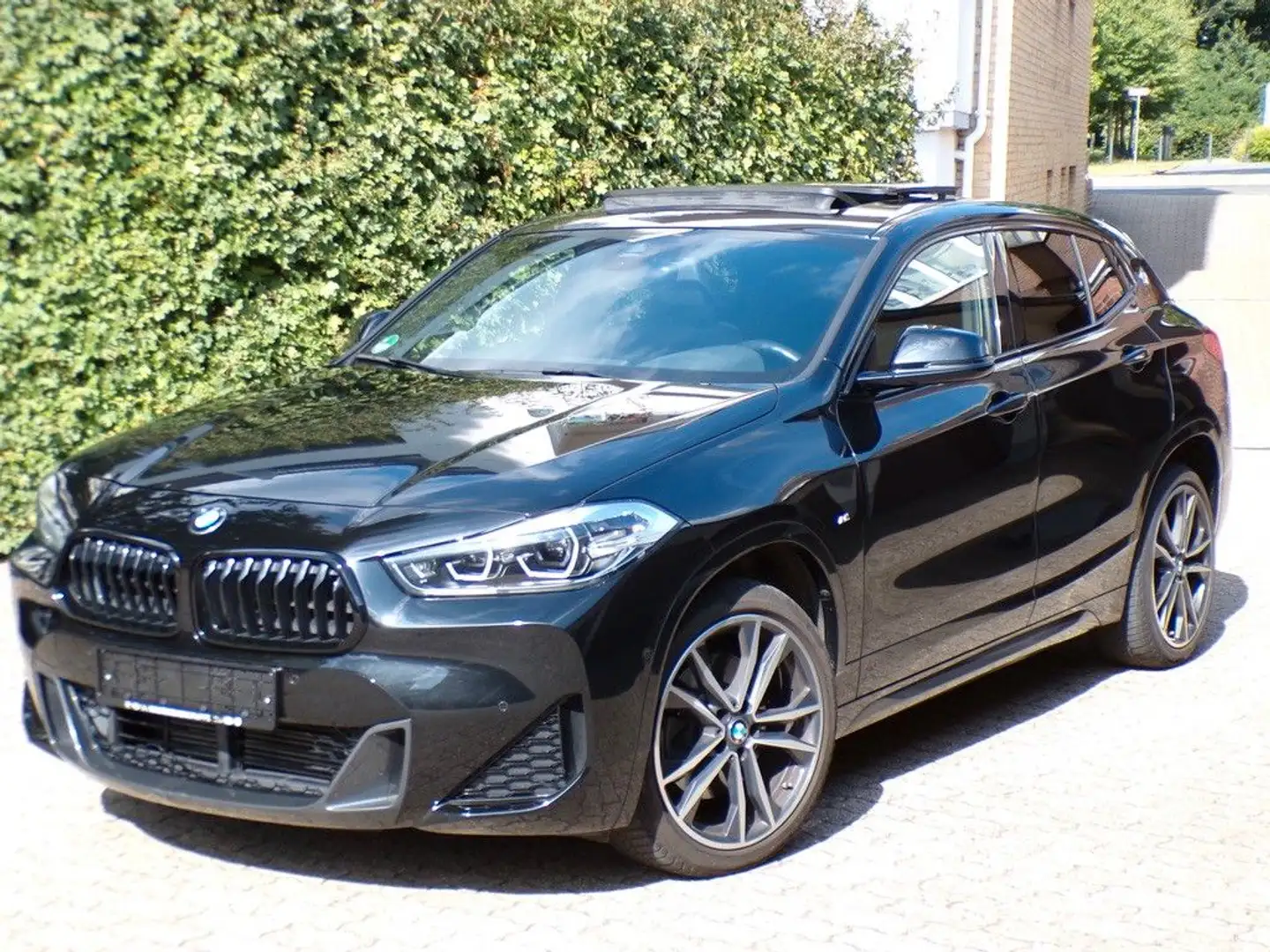 BMW X2 20d"M Sport"Pano/Kamera/LED/Navi/Leder/Black Nero - 1